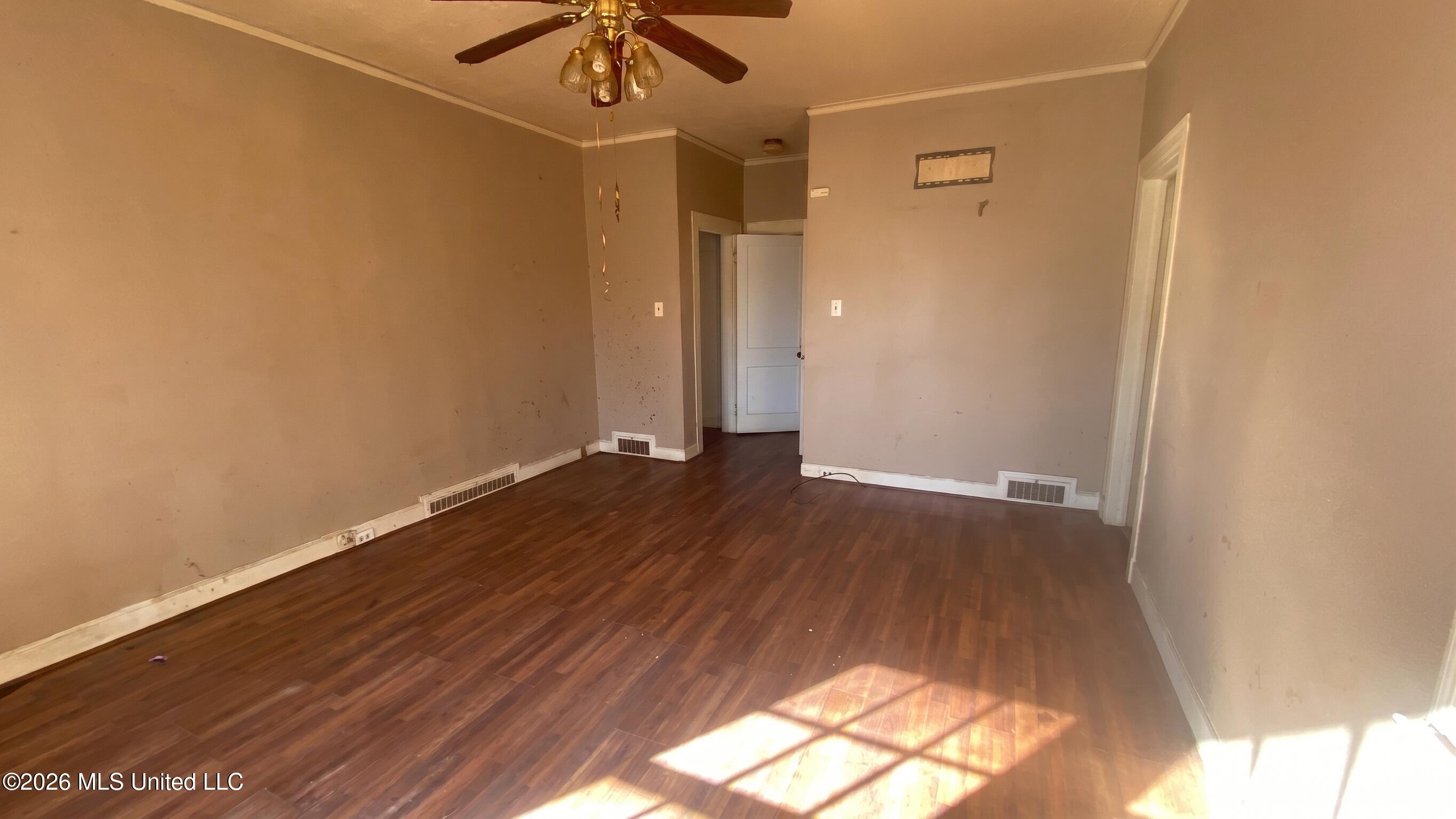 408 Boulevard Street Property Photo 9