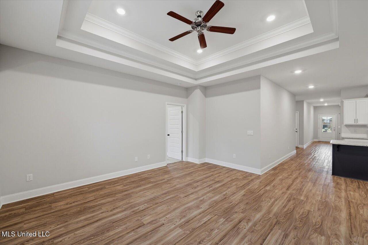 211 Serenity Lake Drive Property Photo 7
