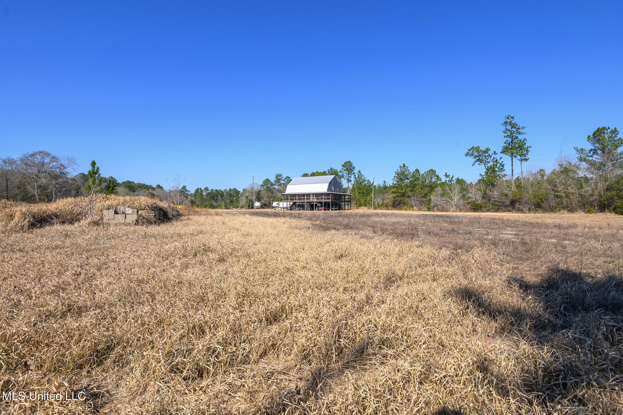 5295 Agricola Latonia Road Property Photo 7
