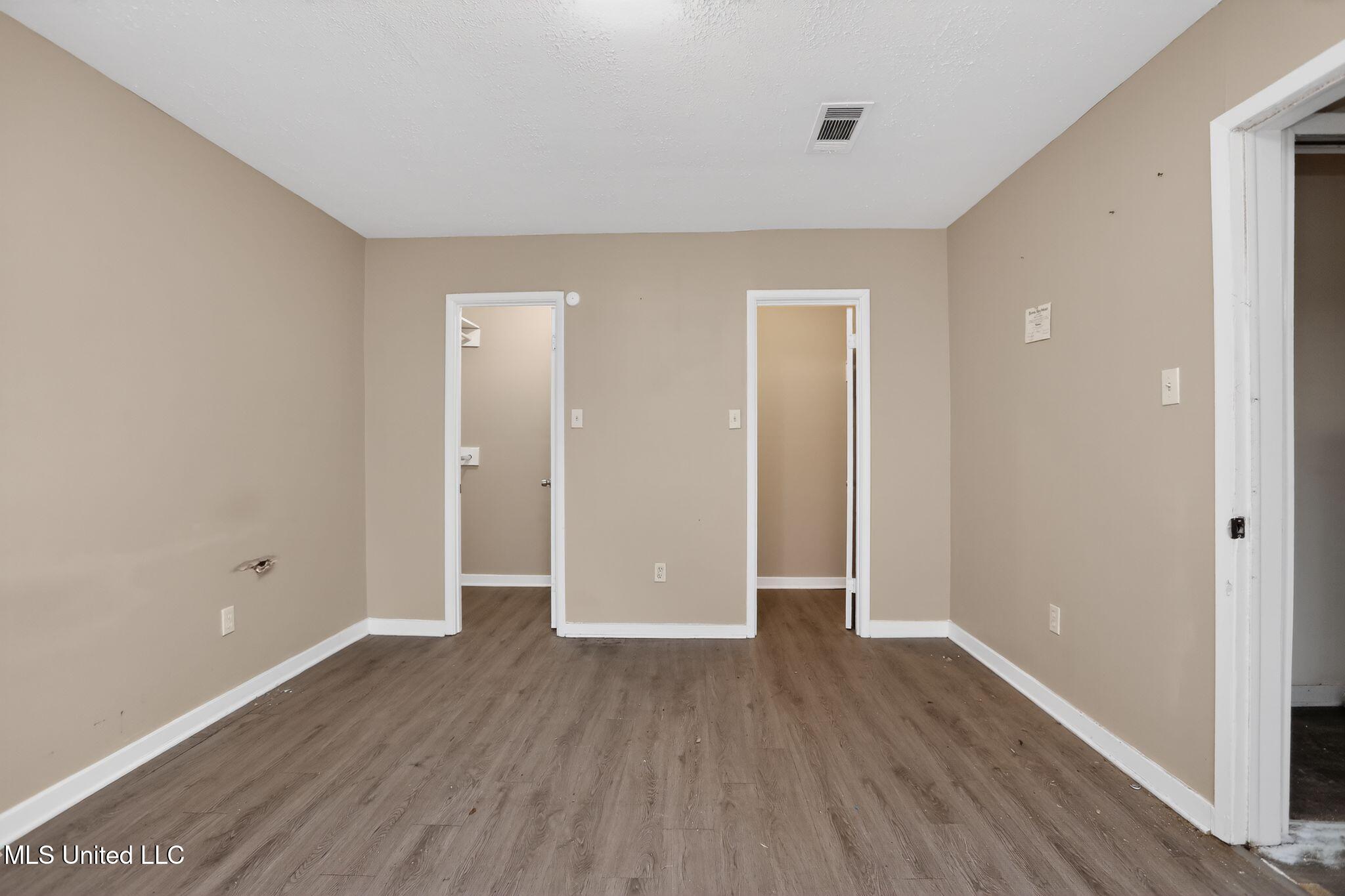 2815 Tara Road Property Photo 22