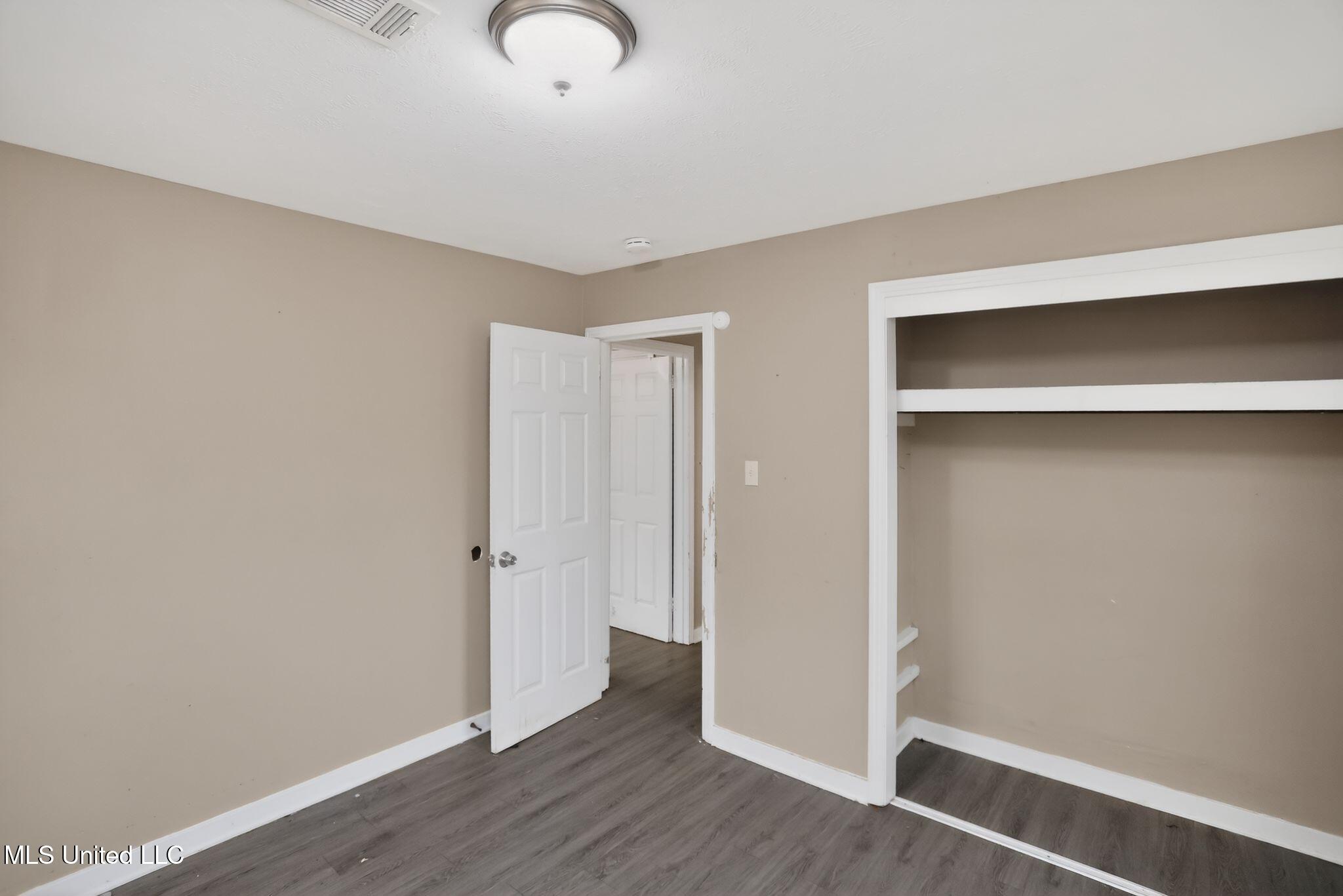 2815 Tara Road Property Photo 25