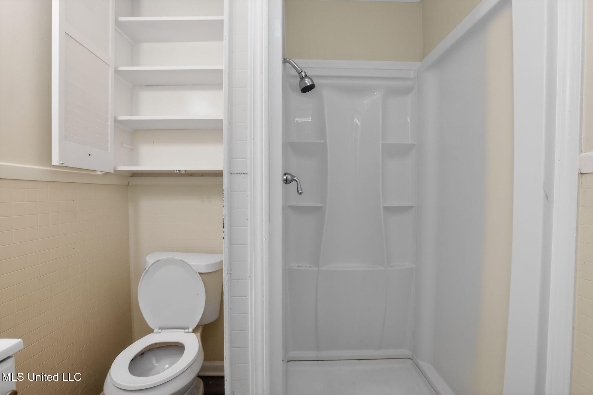 2815 Tara Road Property Photo 27