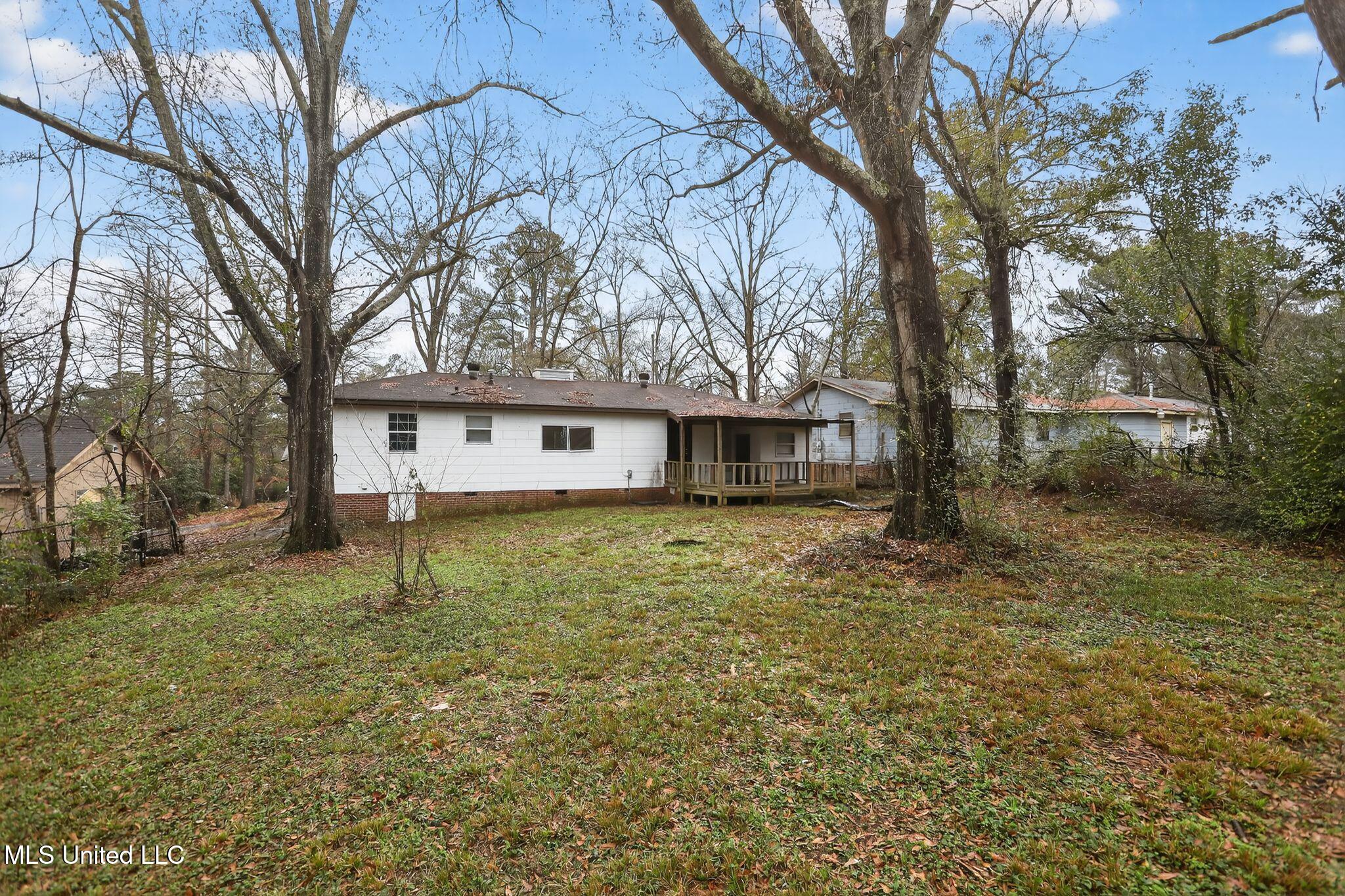 2815 Tara Road Property Photo 32