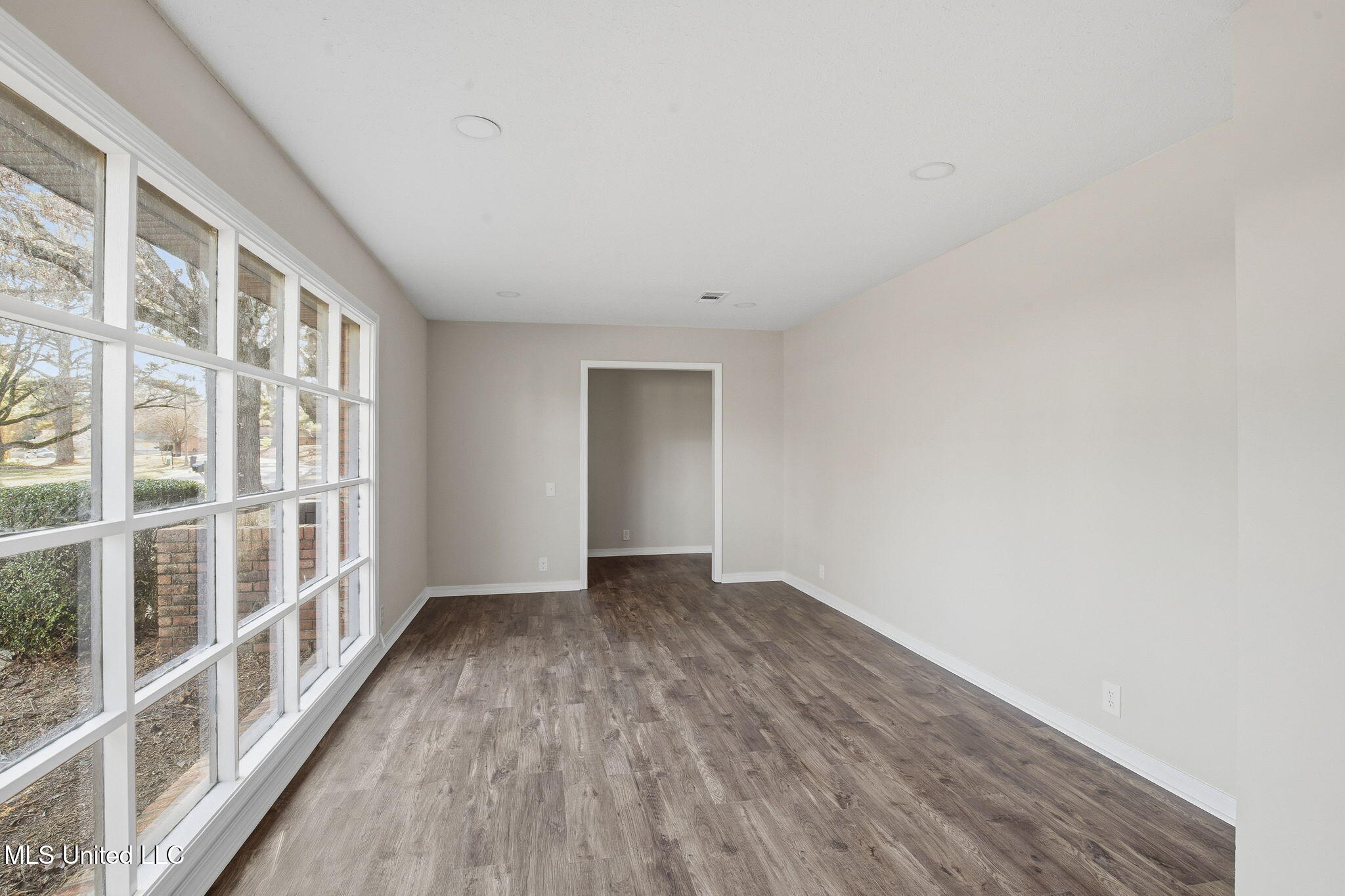 29 Stonegate Drive Property Photo 7