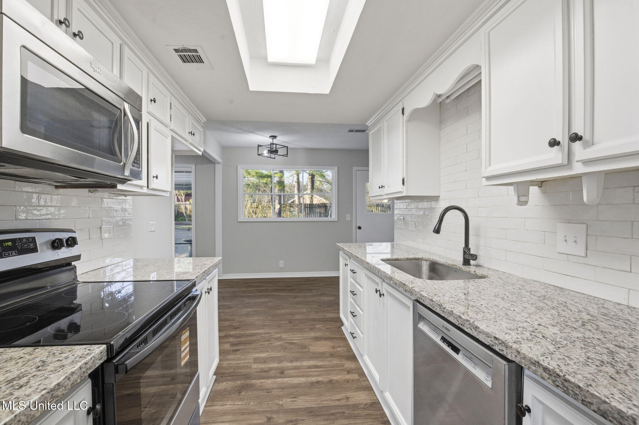 29 Stonegate Drive Property Photo 10