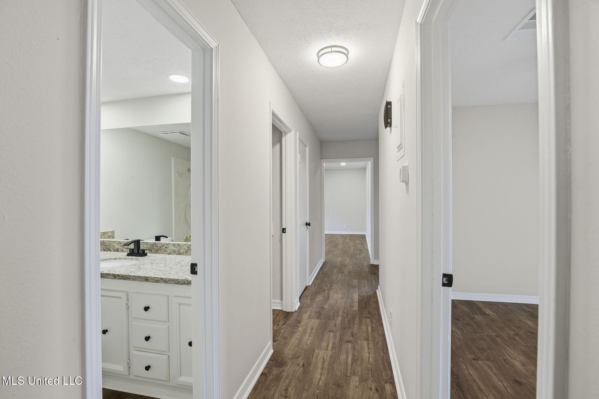 29 Stonegate Drive Property Photo 24