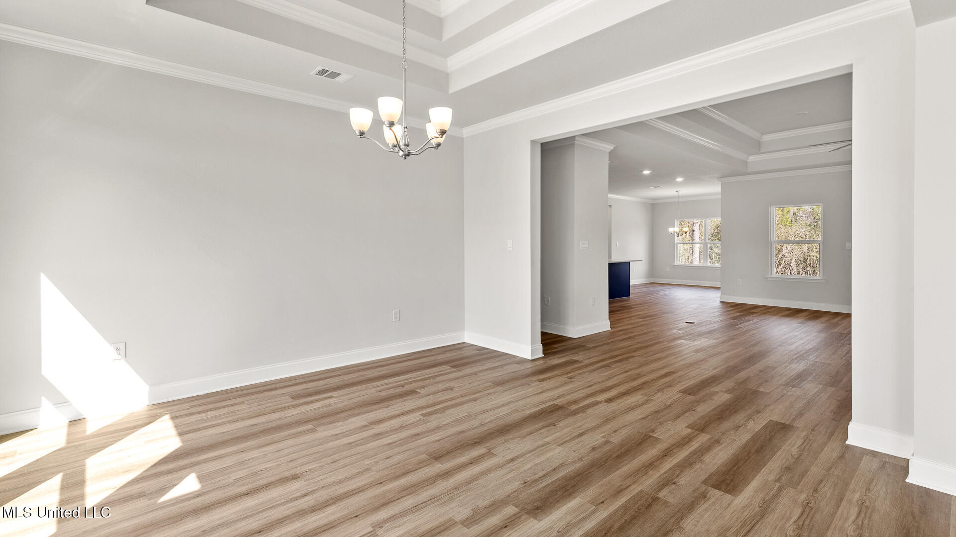 6625 Palm Pointe Drive Property Photo 6