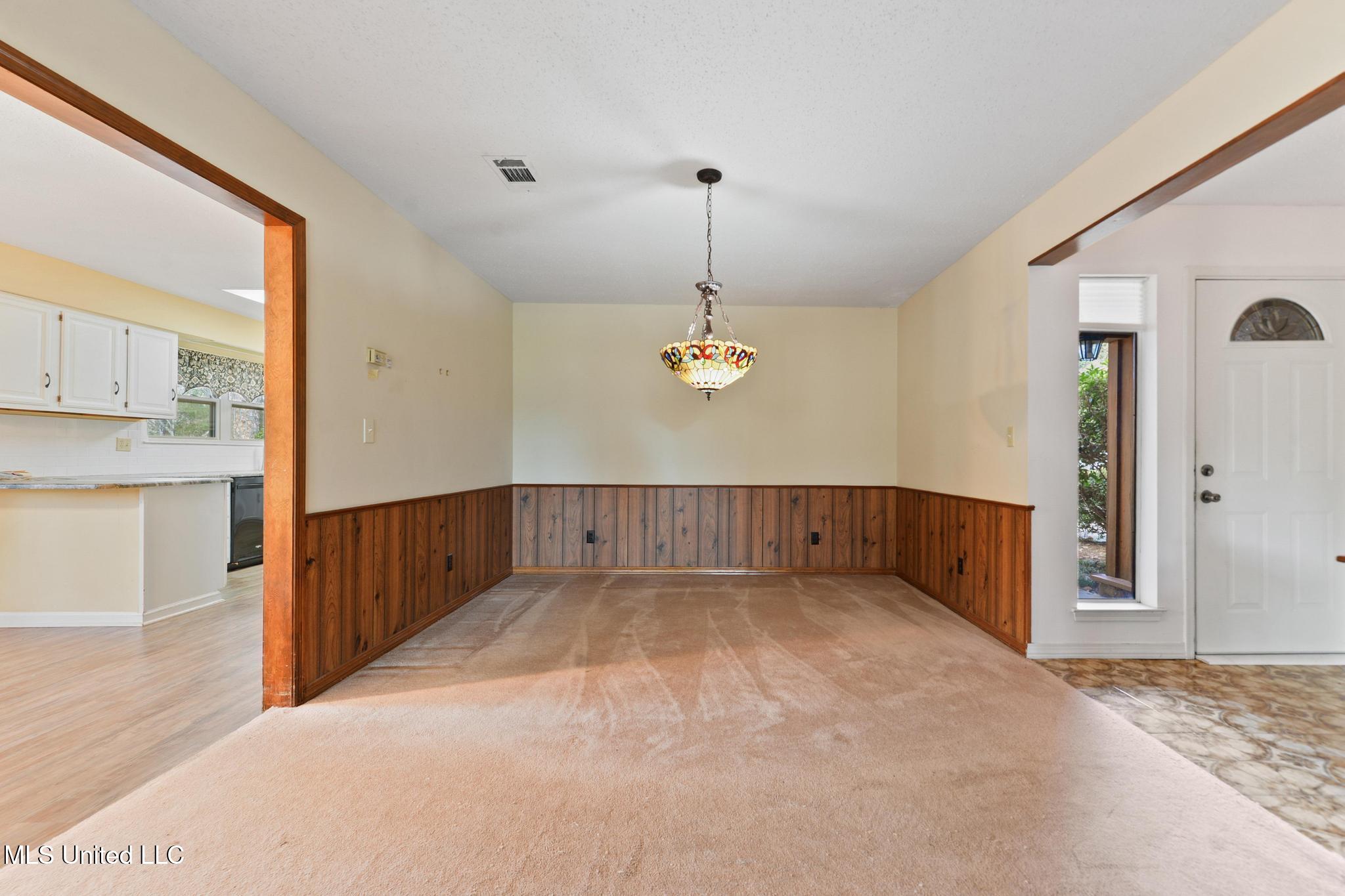7712 Laie Place Property Photo 5