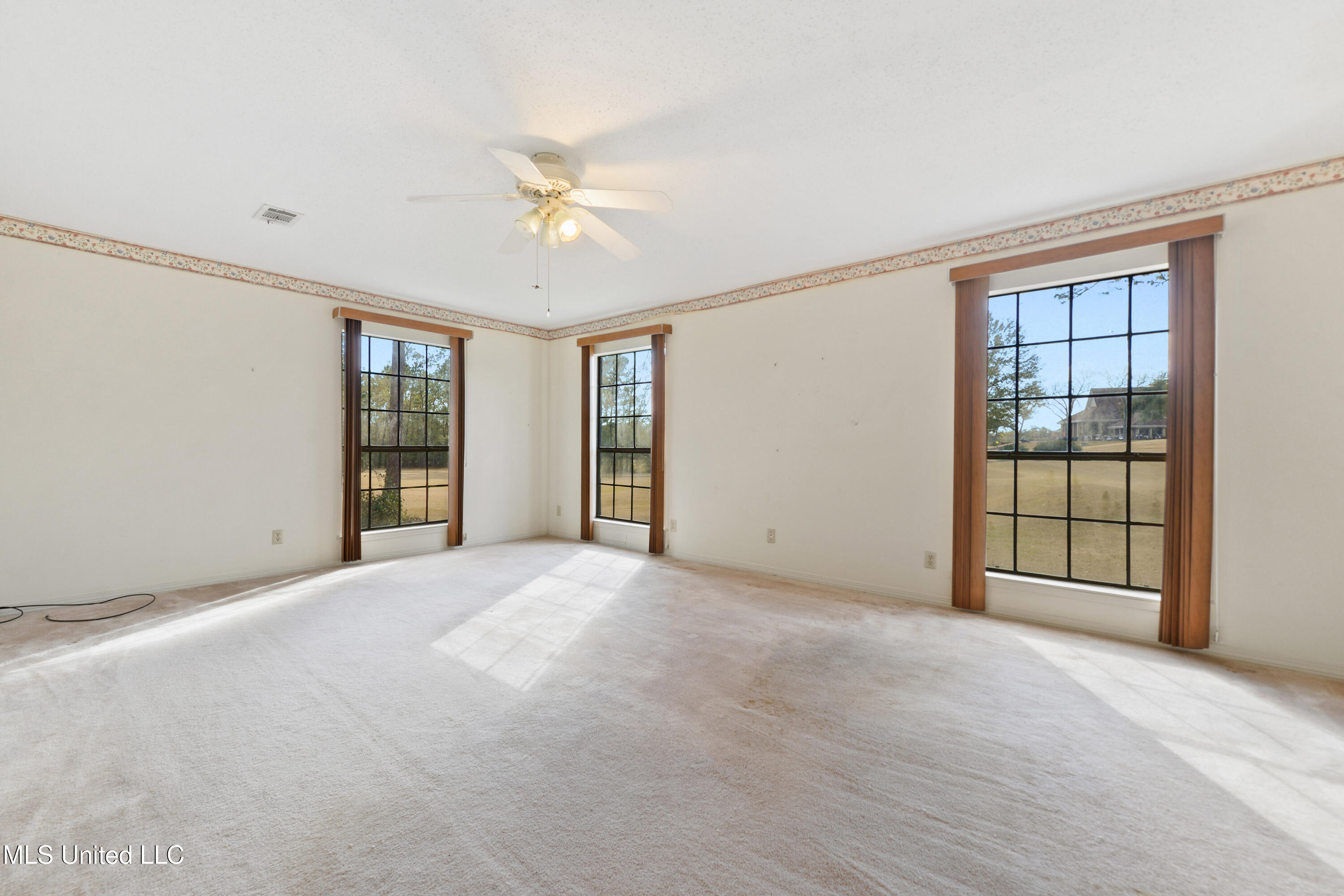 7712 Laie Place Property Photo 9