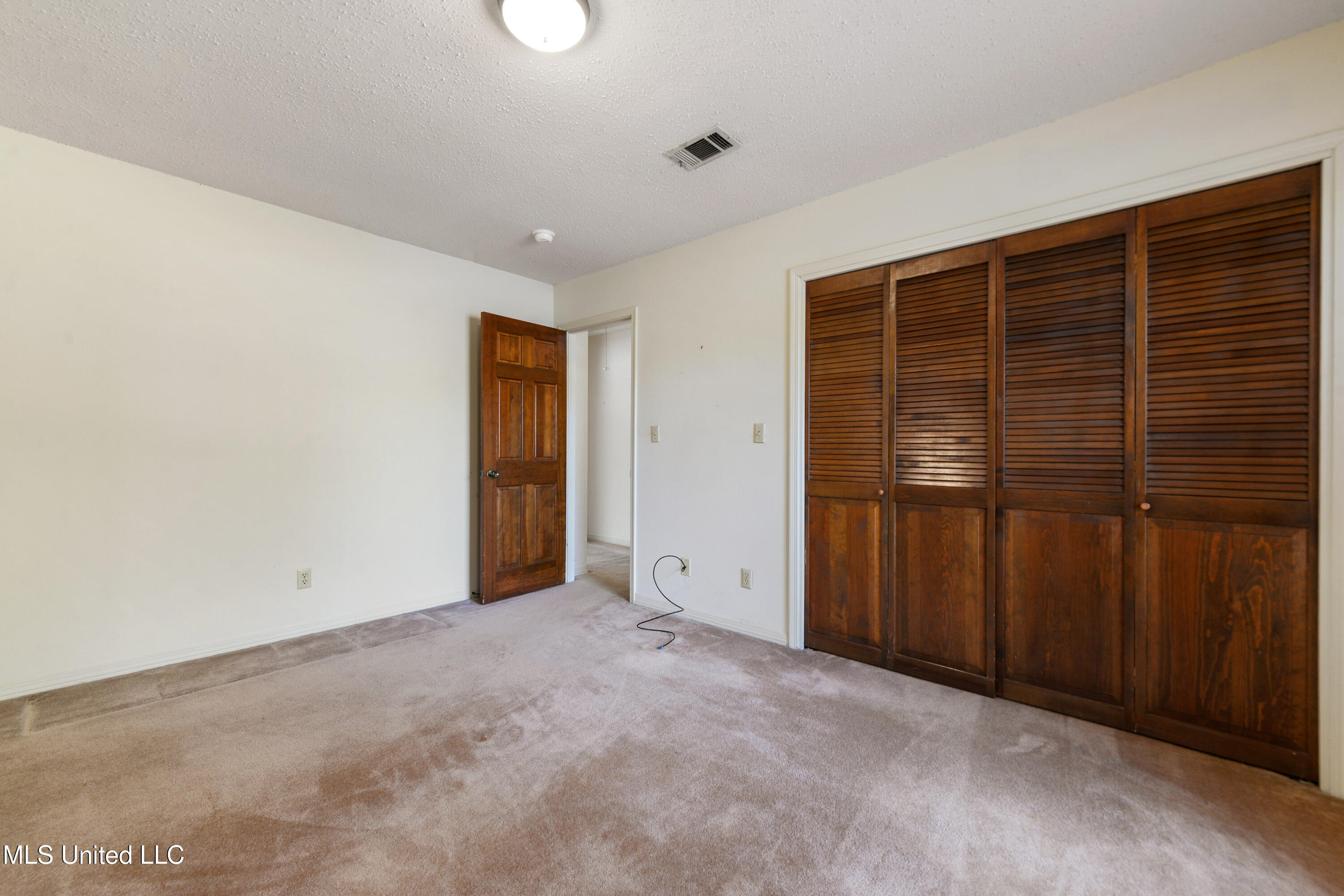 7712 Laie Place Property Photo 15