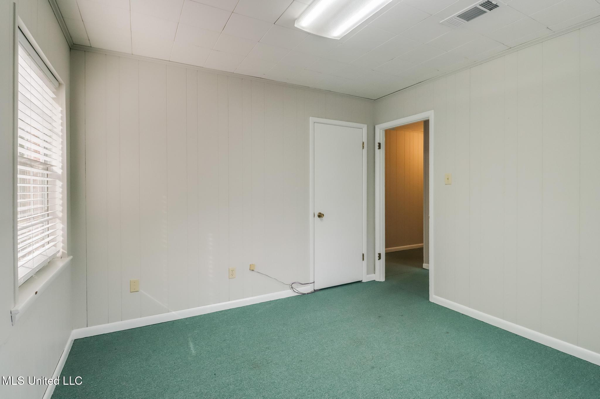 2412 23rd Avenue Property Photo 12