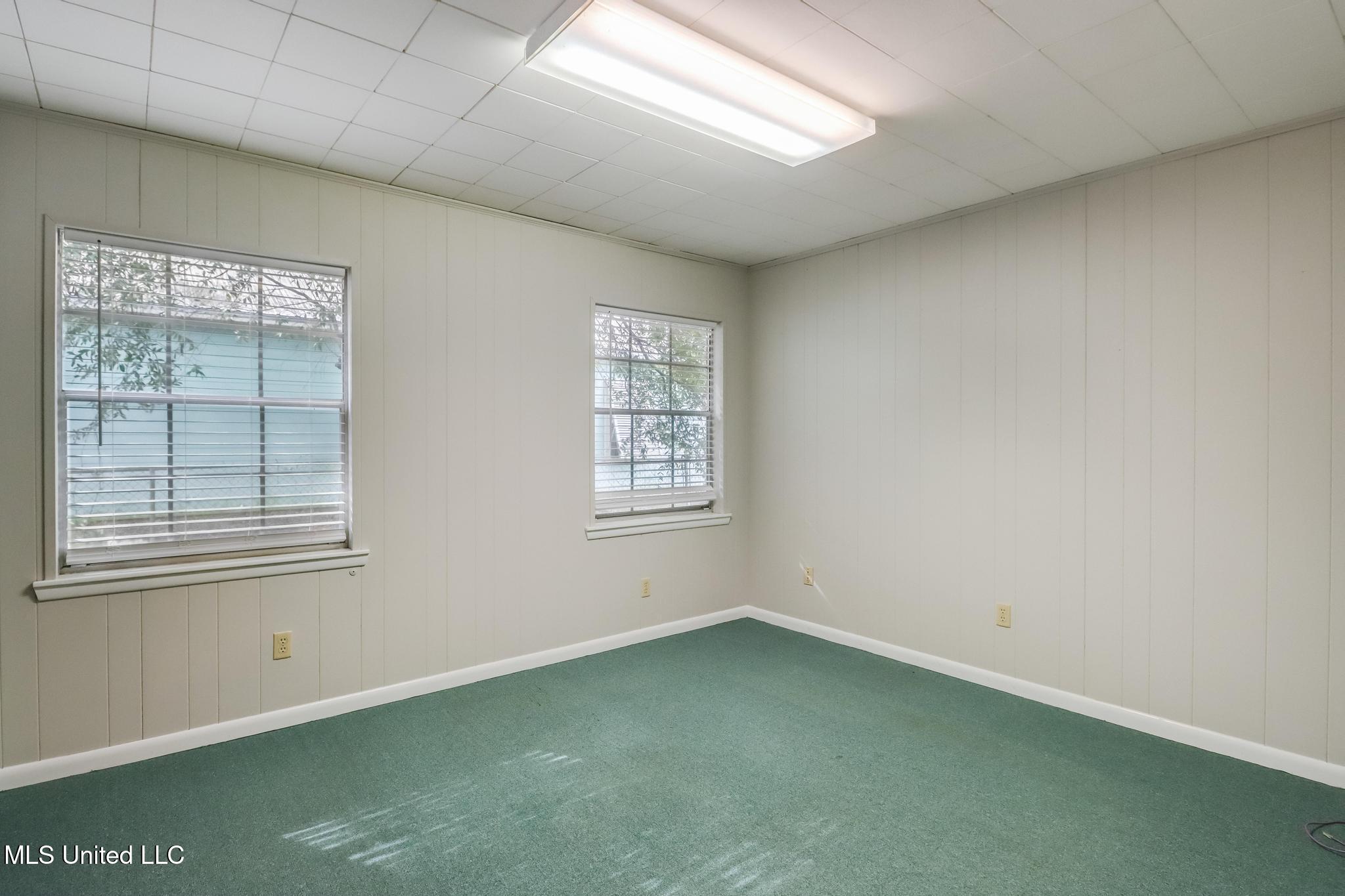 2412 23rd Avenue Property Photo 17