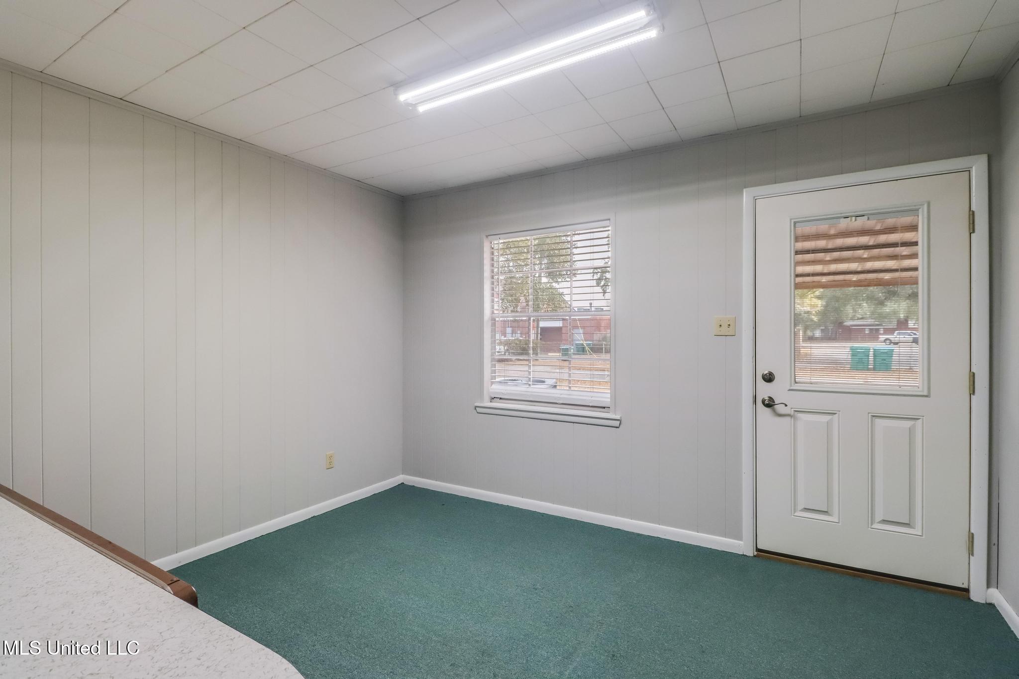2412 23rd Avenue Property Photo 19