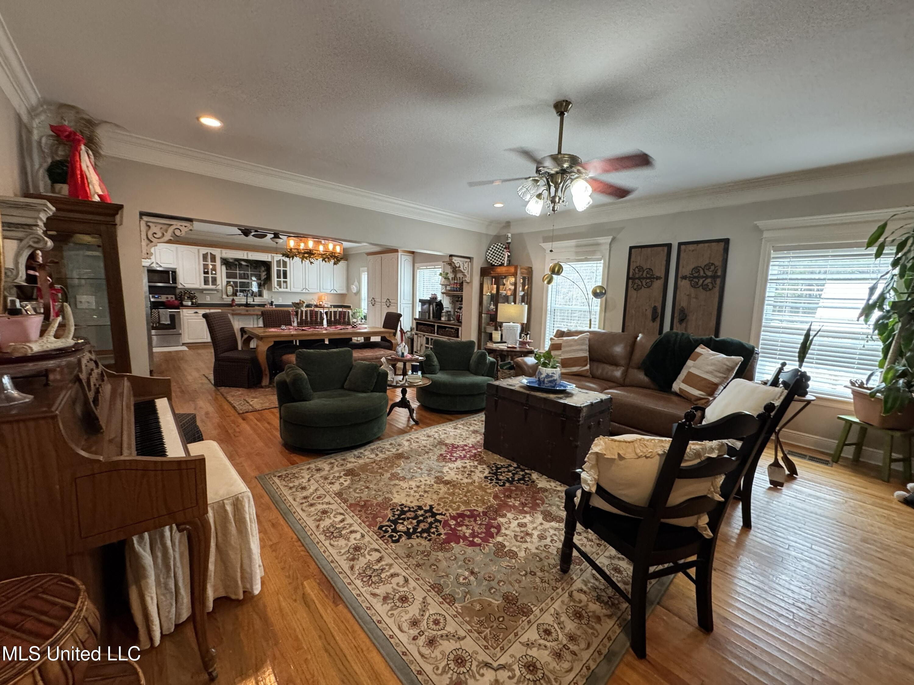 1134 Seminary Sumrall Road Property Photo 8
