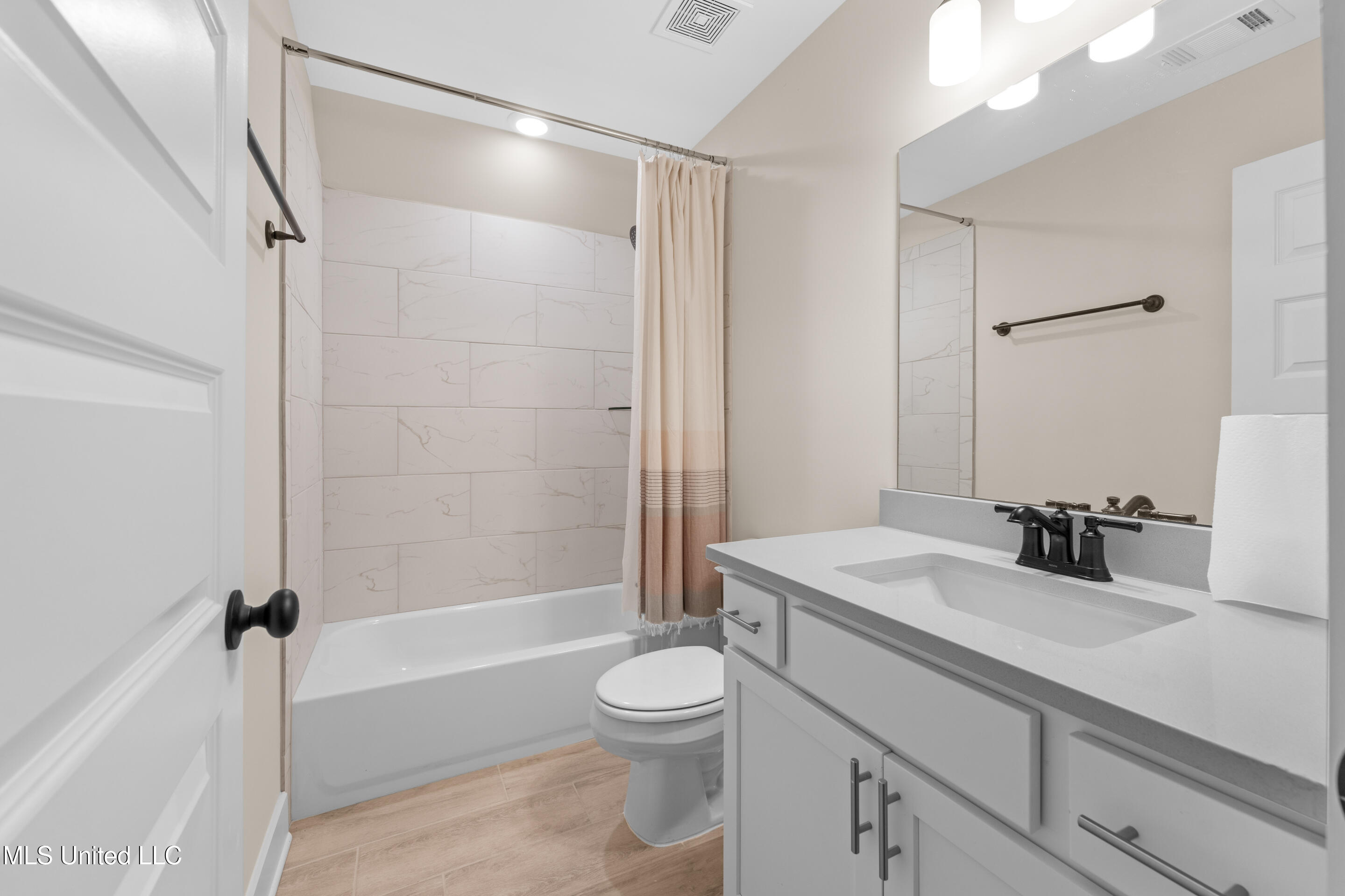 13604 Live Oak Loop Property Photo 25