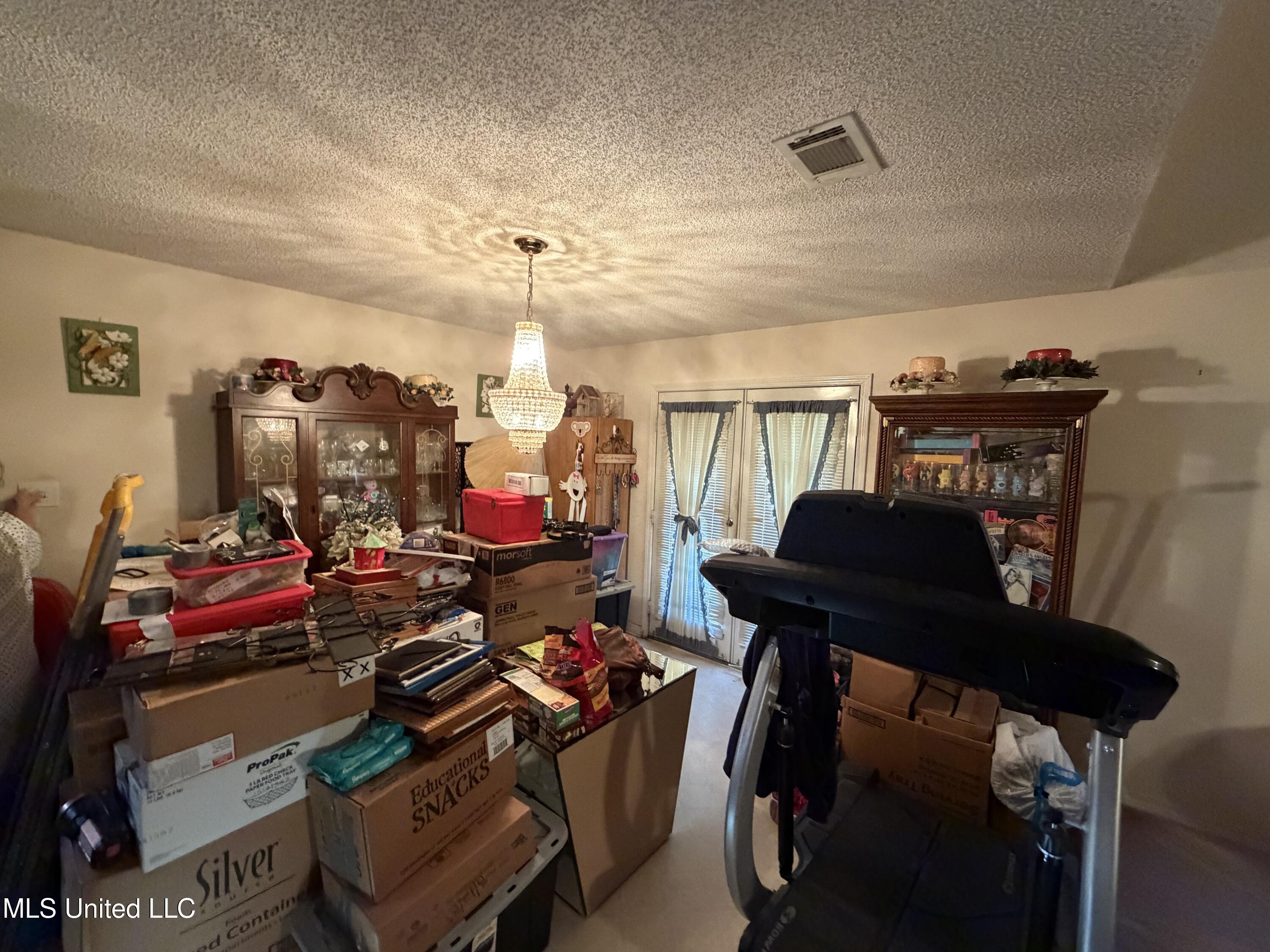 27101 Highway 53 Property Photo 6