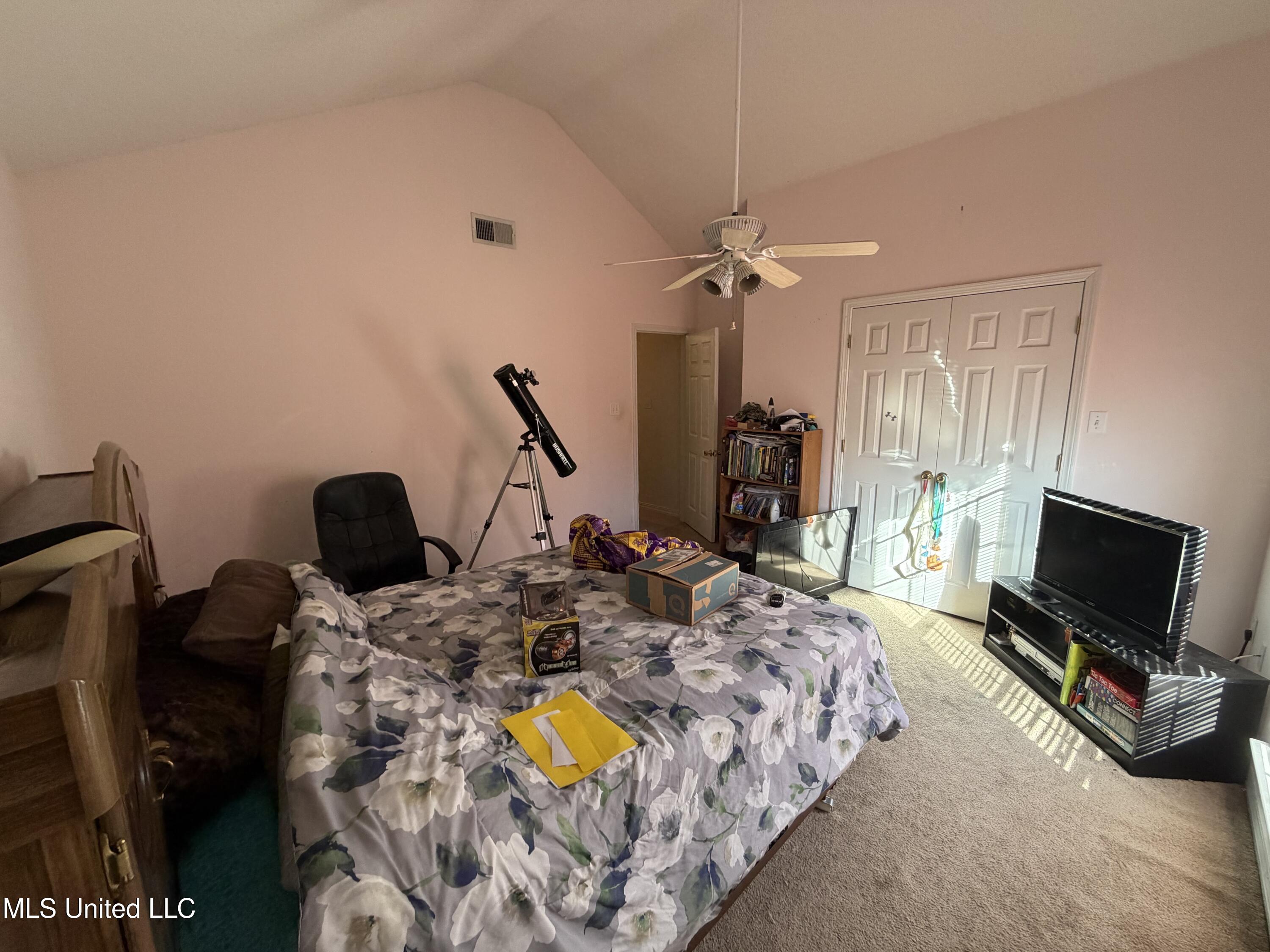 27101 Highway 53 Property Photo 15