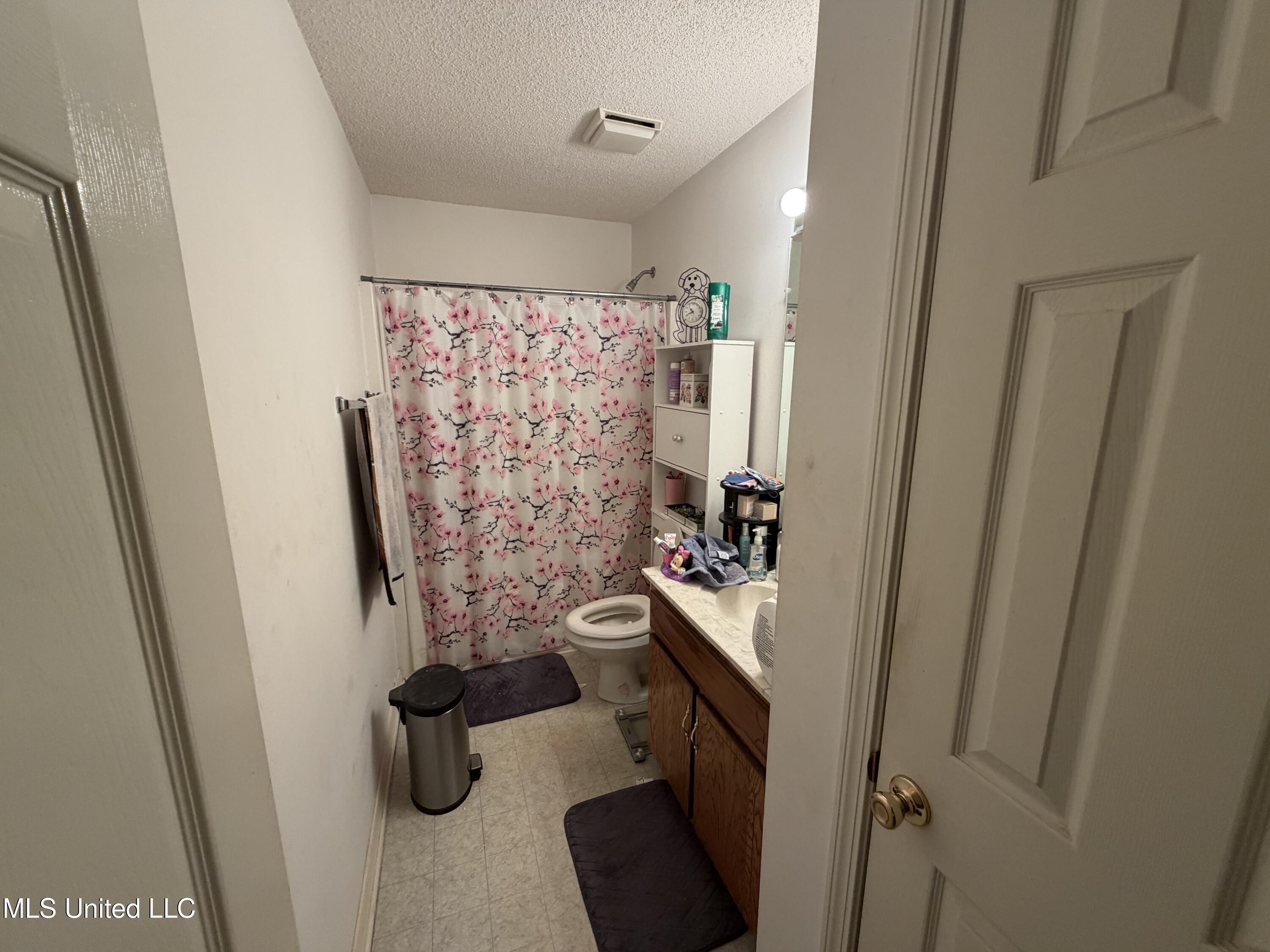 27101 Highway 53 Property Photo 17