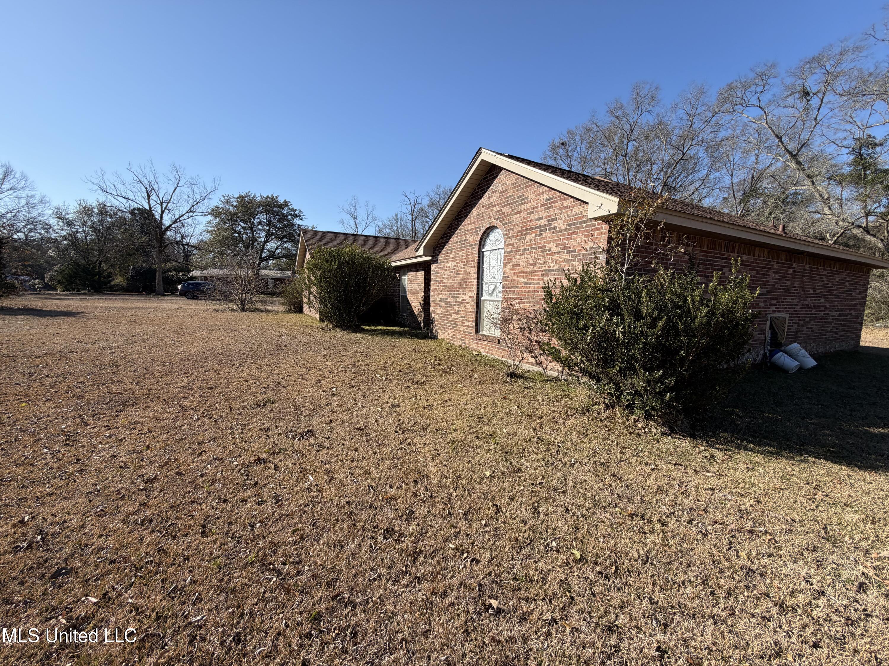 27101 Highway 53 Property Photo 23