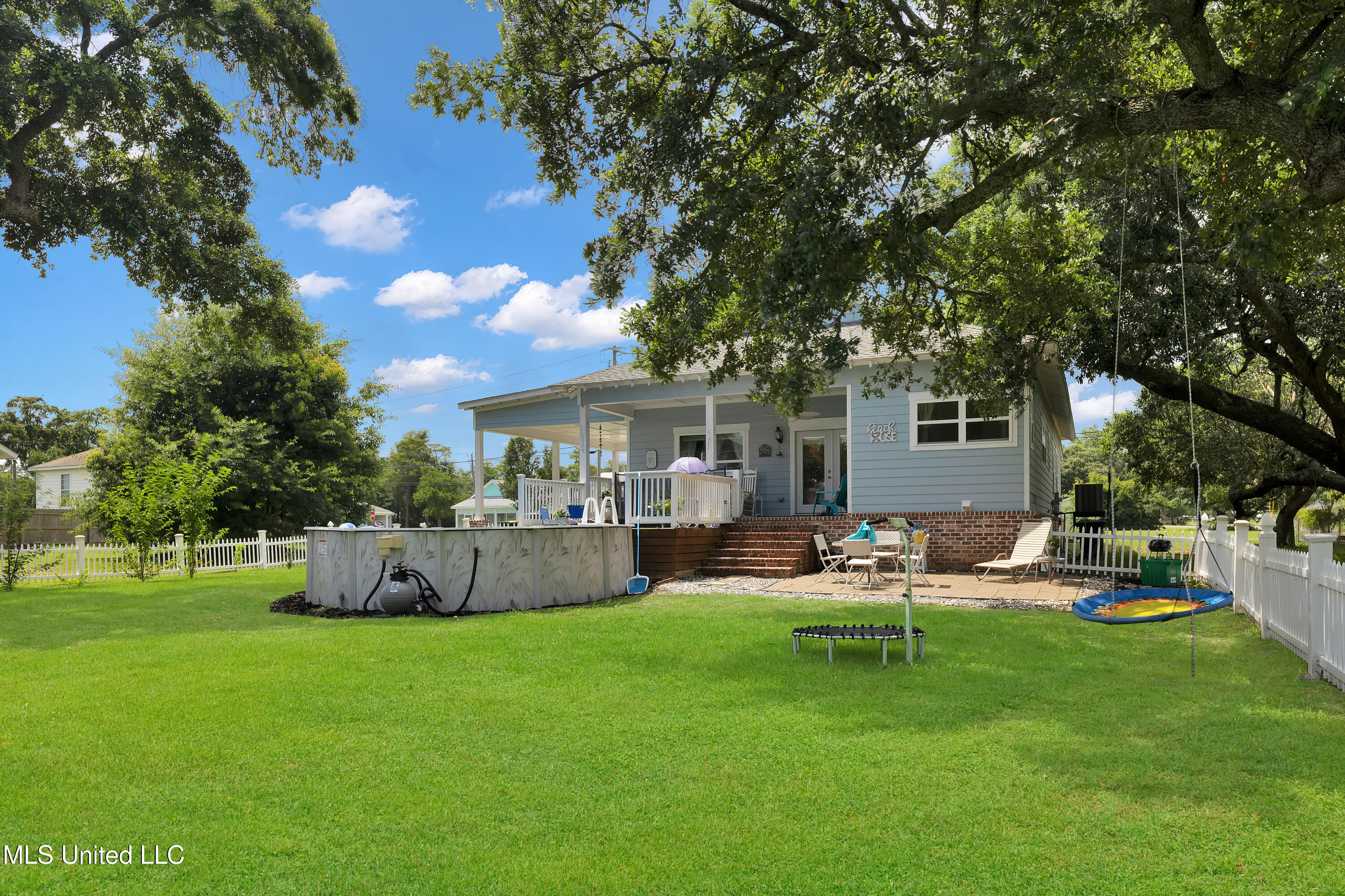 605 Magnolia Street Property Photo 31