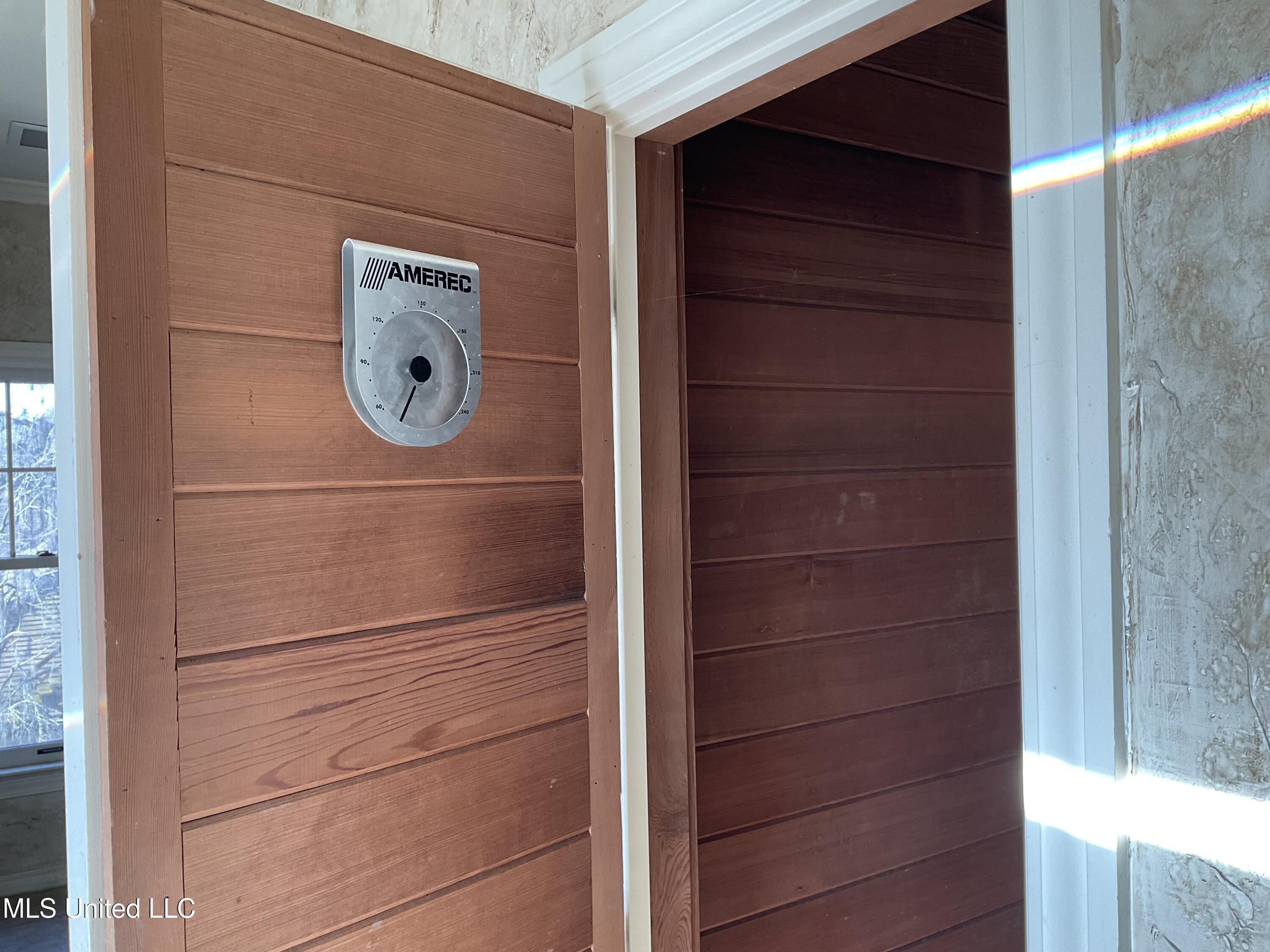 6 Moss Forest Place Property Photo 9