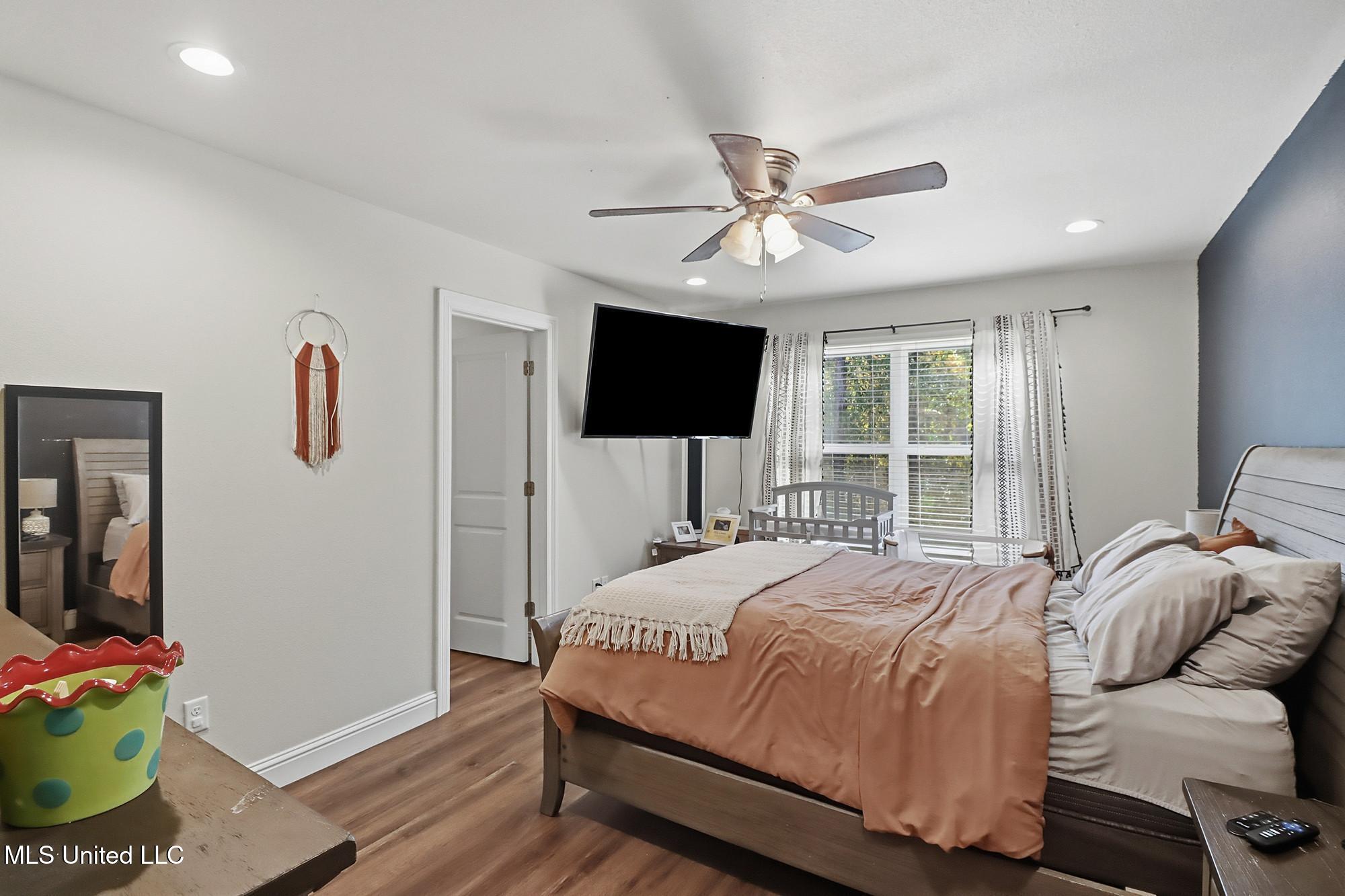 1132 Ash Street Property Photo 13