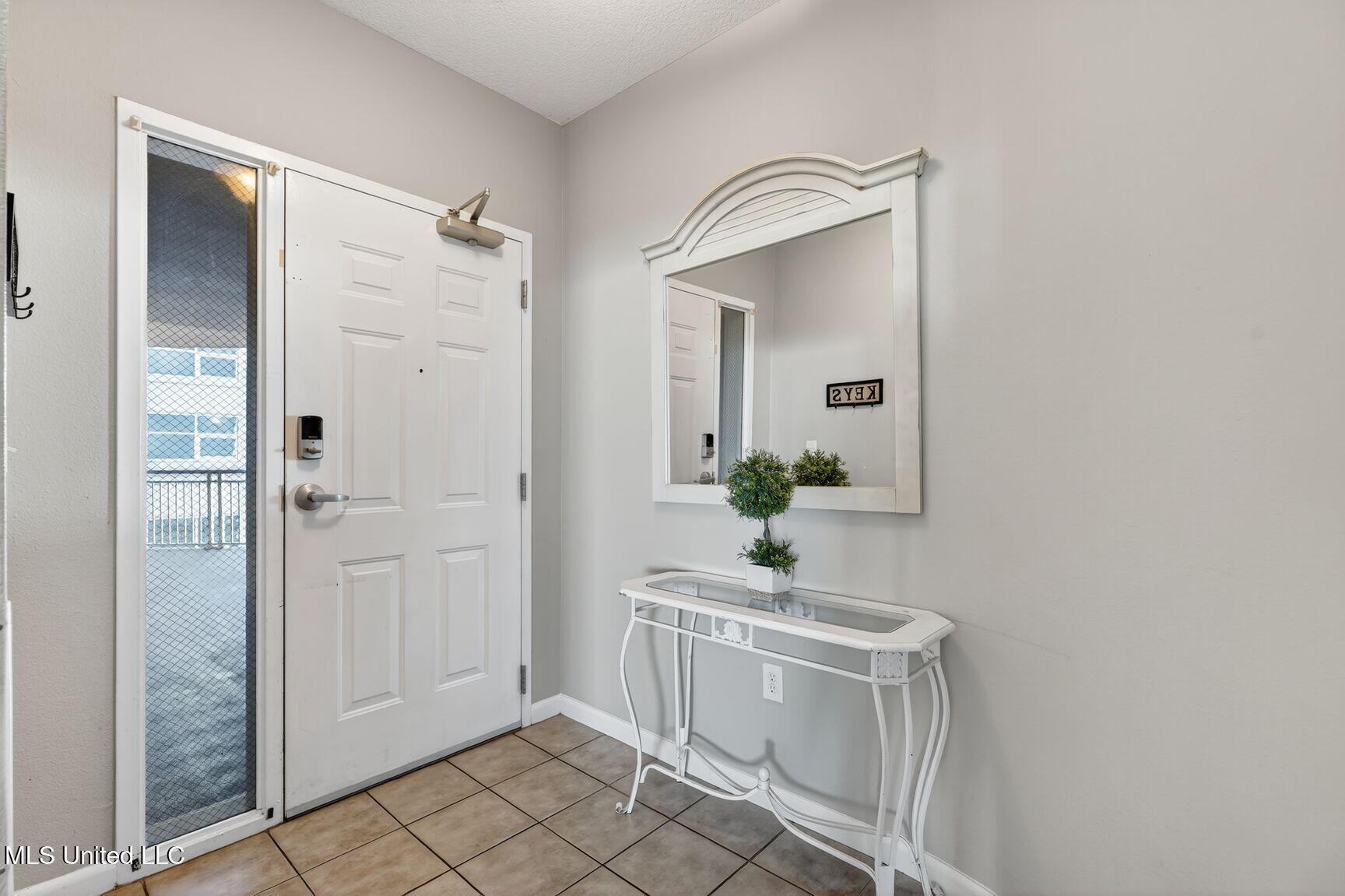 2228 Beach Drive Property Photo 2