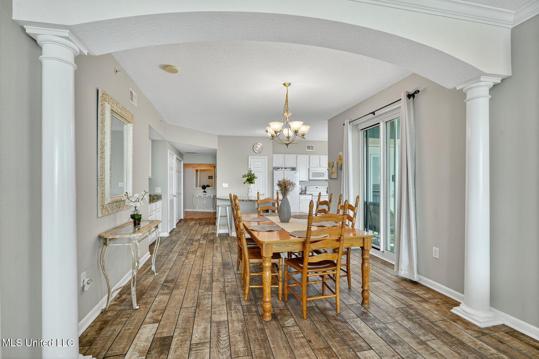 2228 Beach Drive Property Photo 7