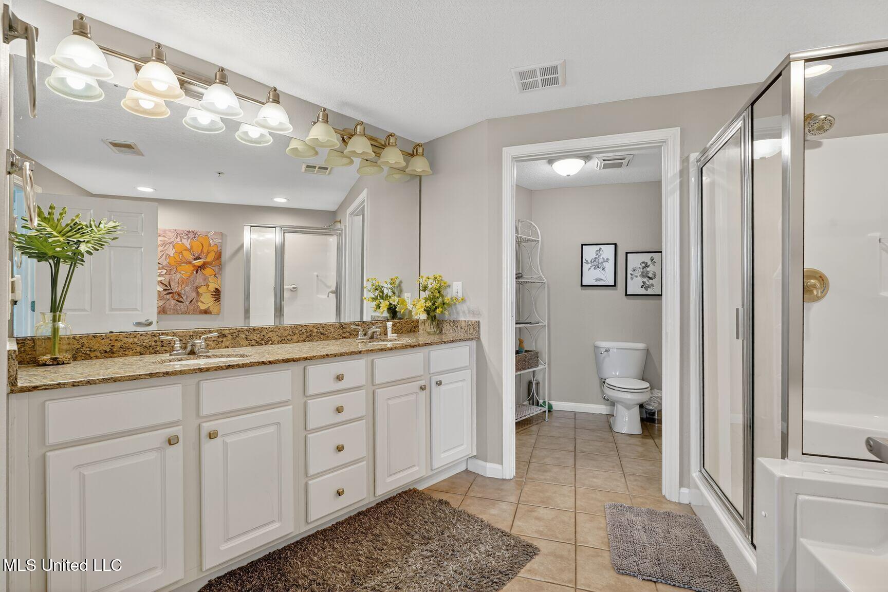 2228 Beach Drive Property Photo 16