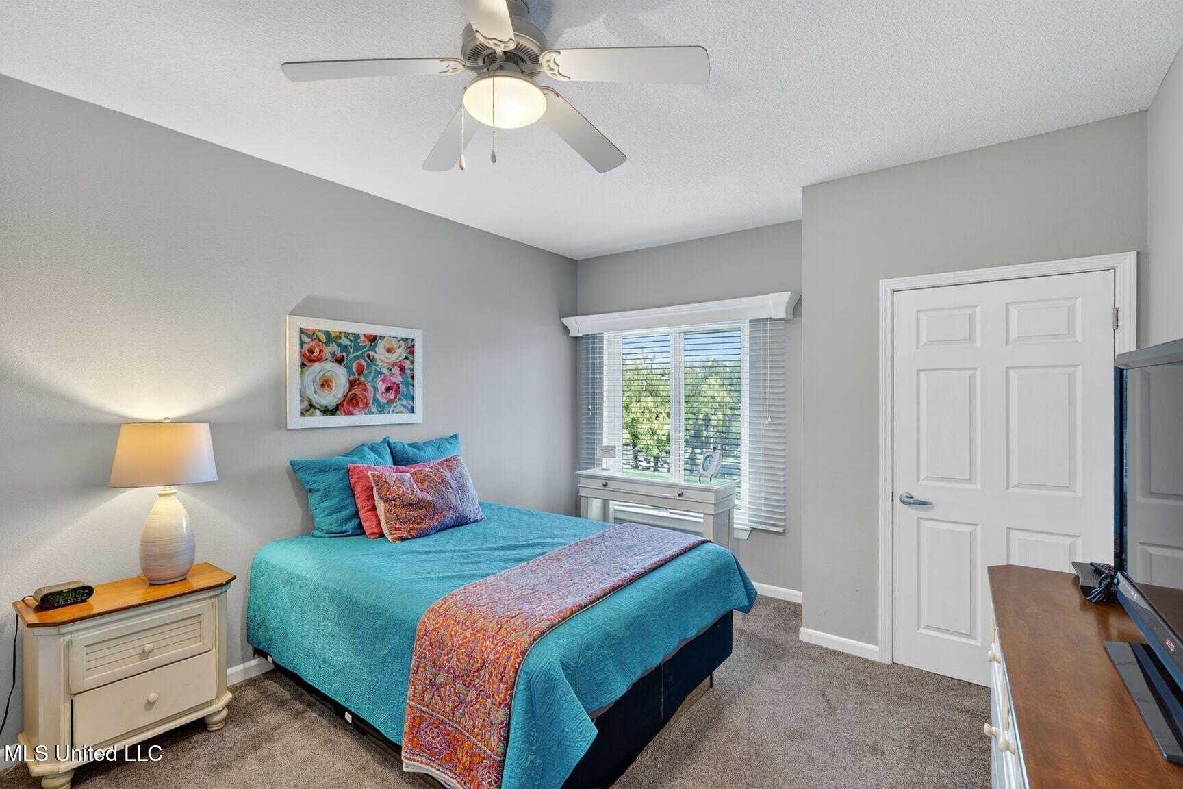 2228 Beach Drive Property Photo 17