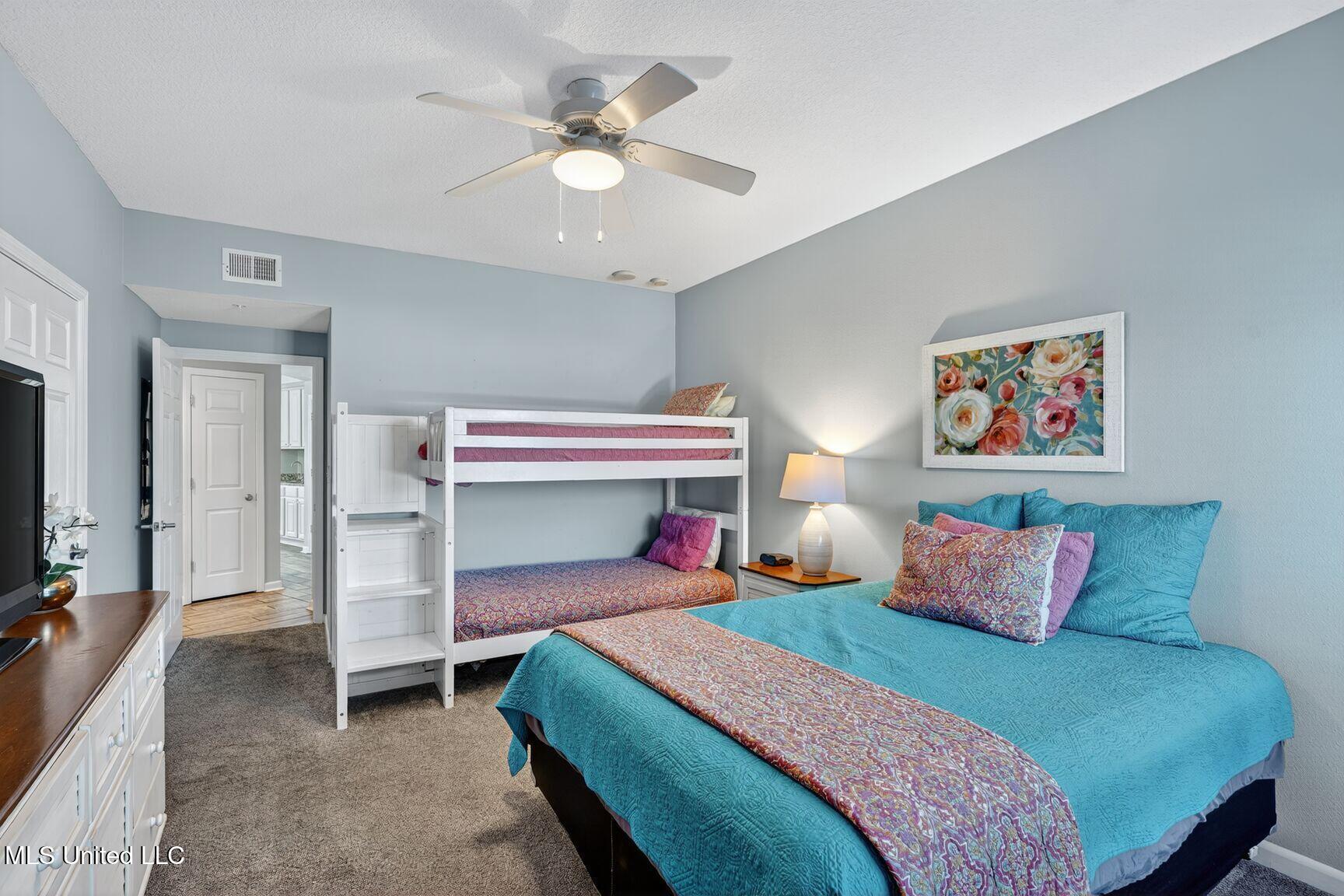 2228 Beach Drive Property Photo 18