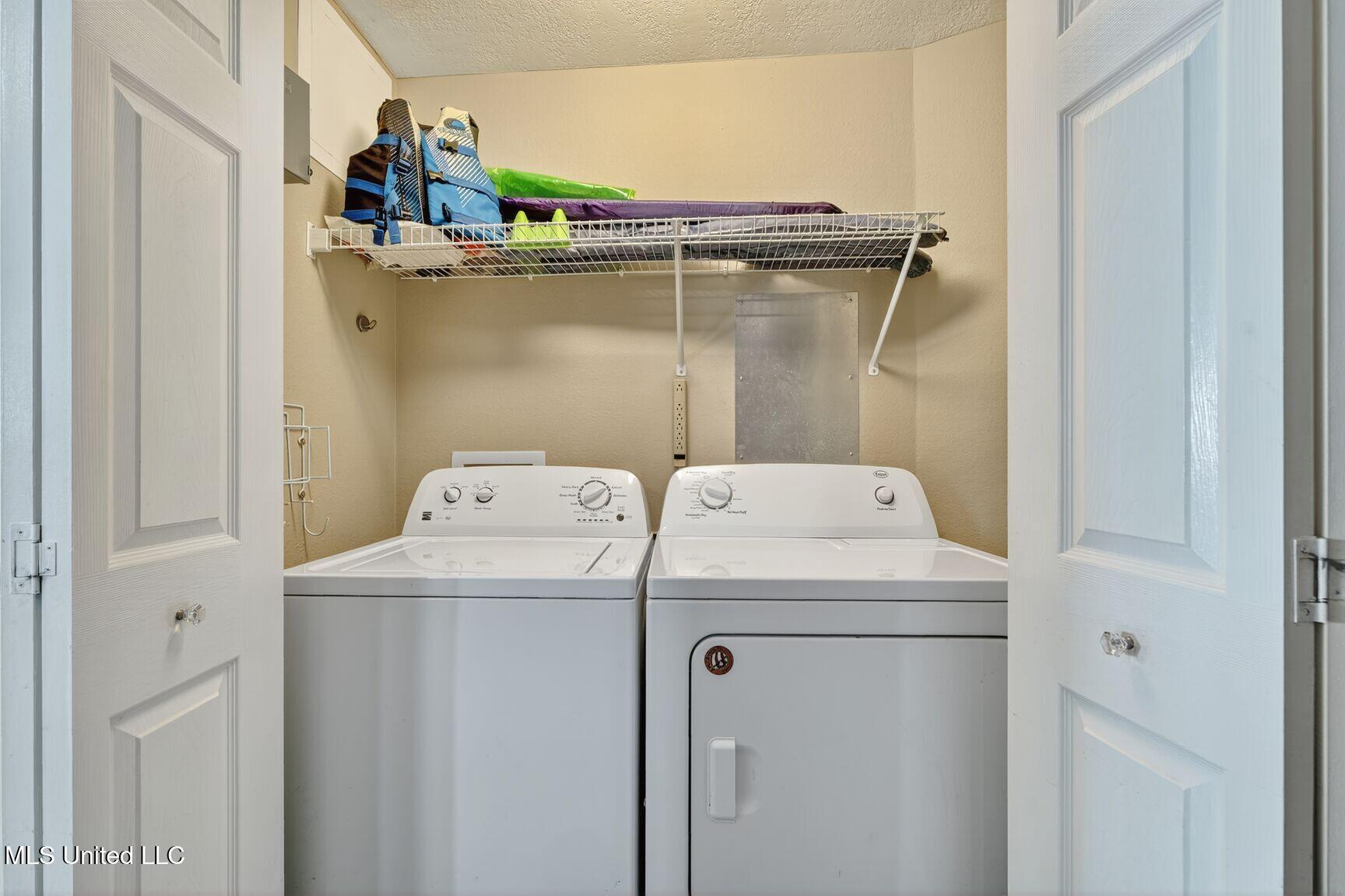 2228 Beach Drive Property Photo 23
