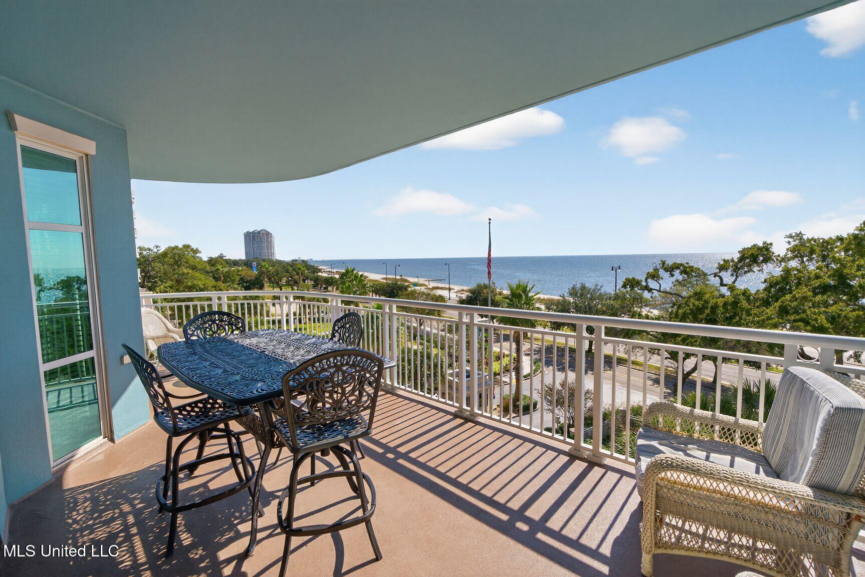 2228 Beach Drive Property Photo 27
