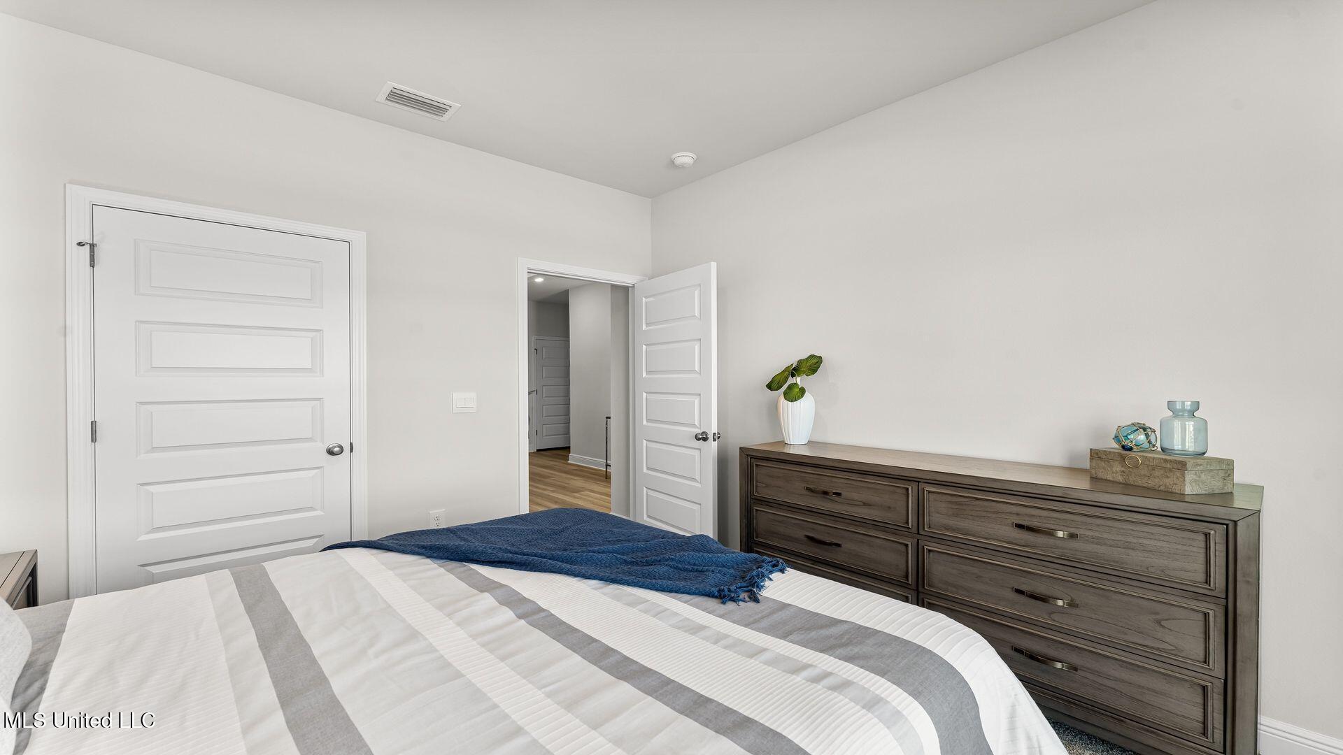 436 Piney Drive Property Photo 4
