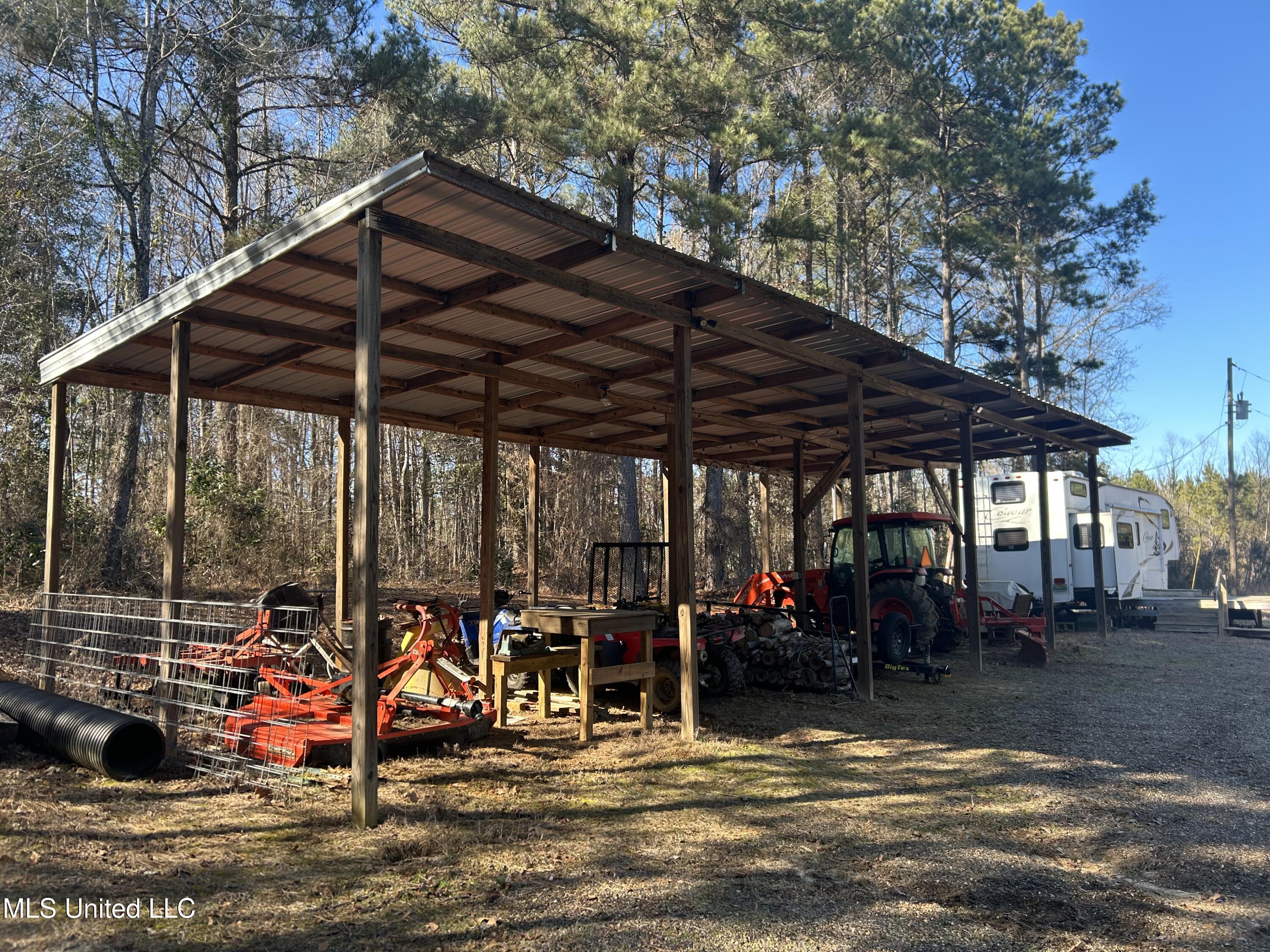 307 Willis Road Property Photo 14