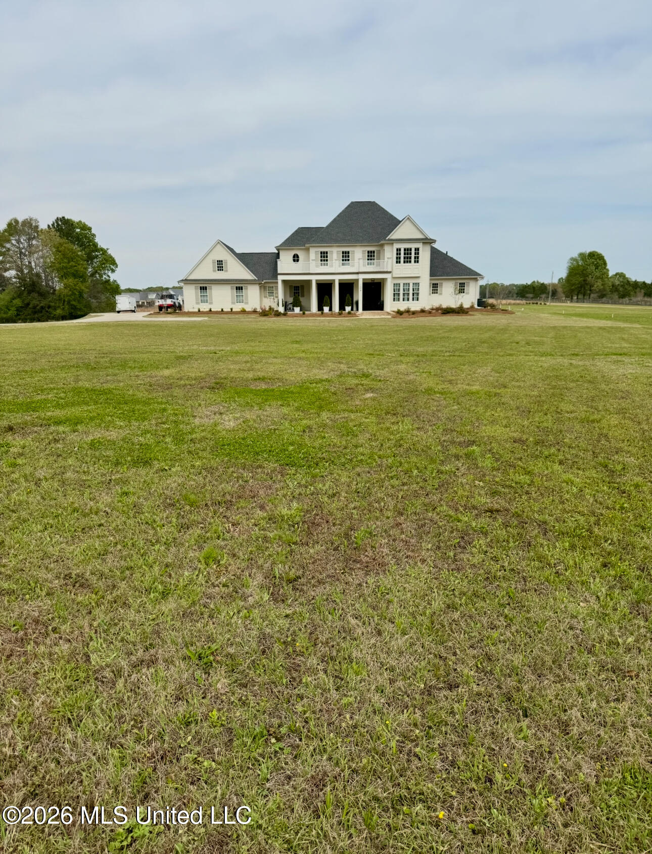 104 Two Lakes Drive Property Photo 2