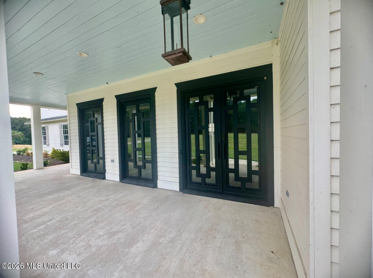 104 Two Lakes Drive Property Photo 2