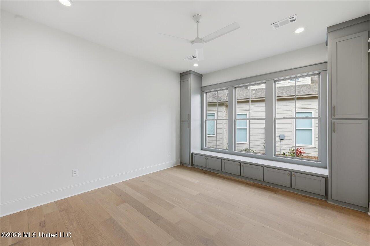 130 Water Street Property Photo 21
