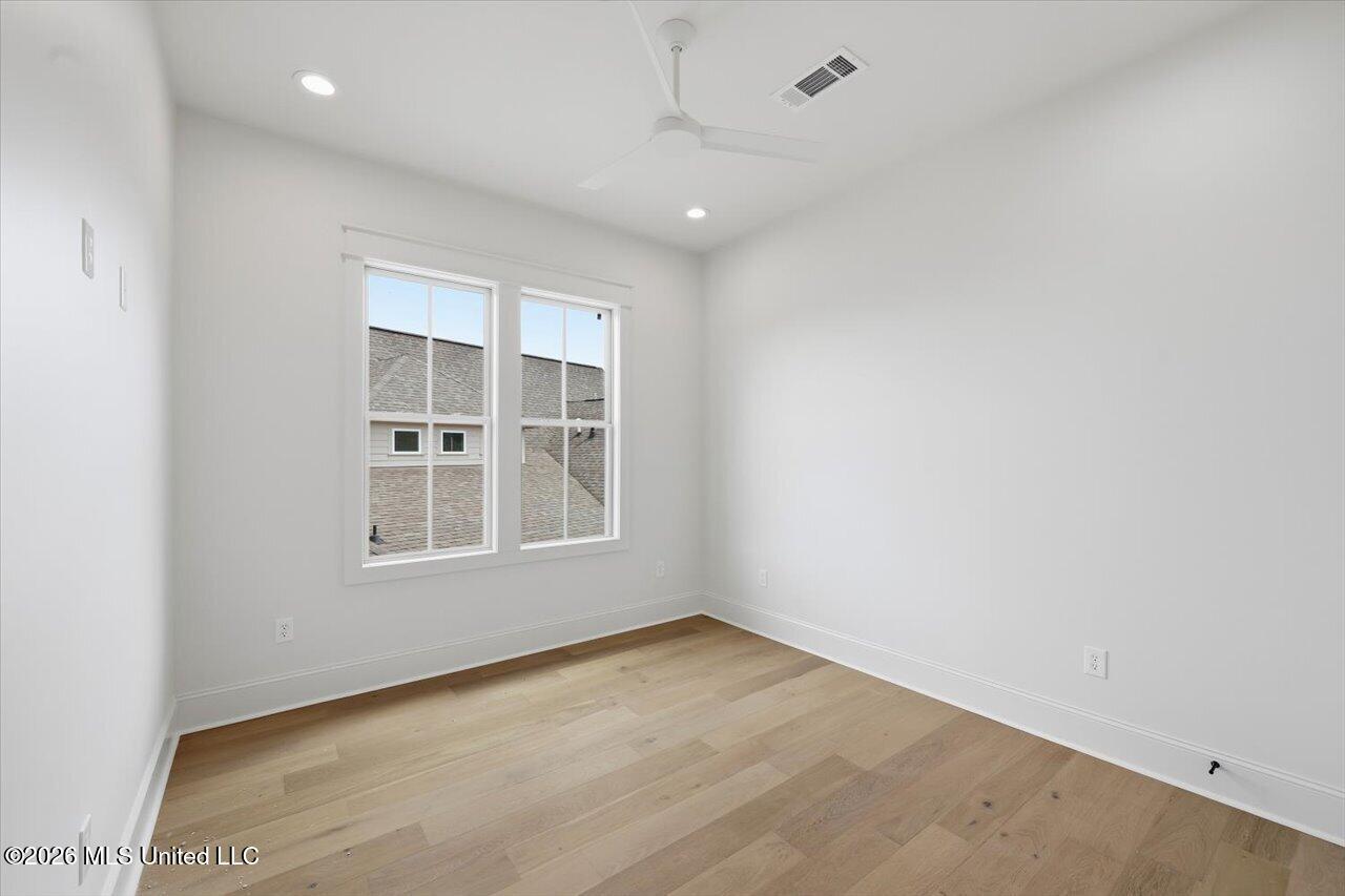 130 Water Street Property Photo 32