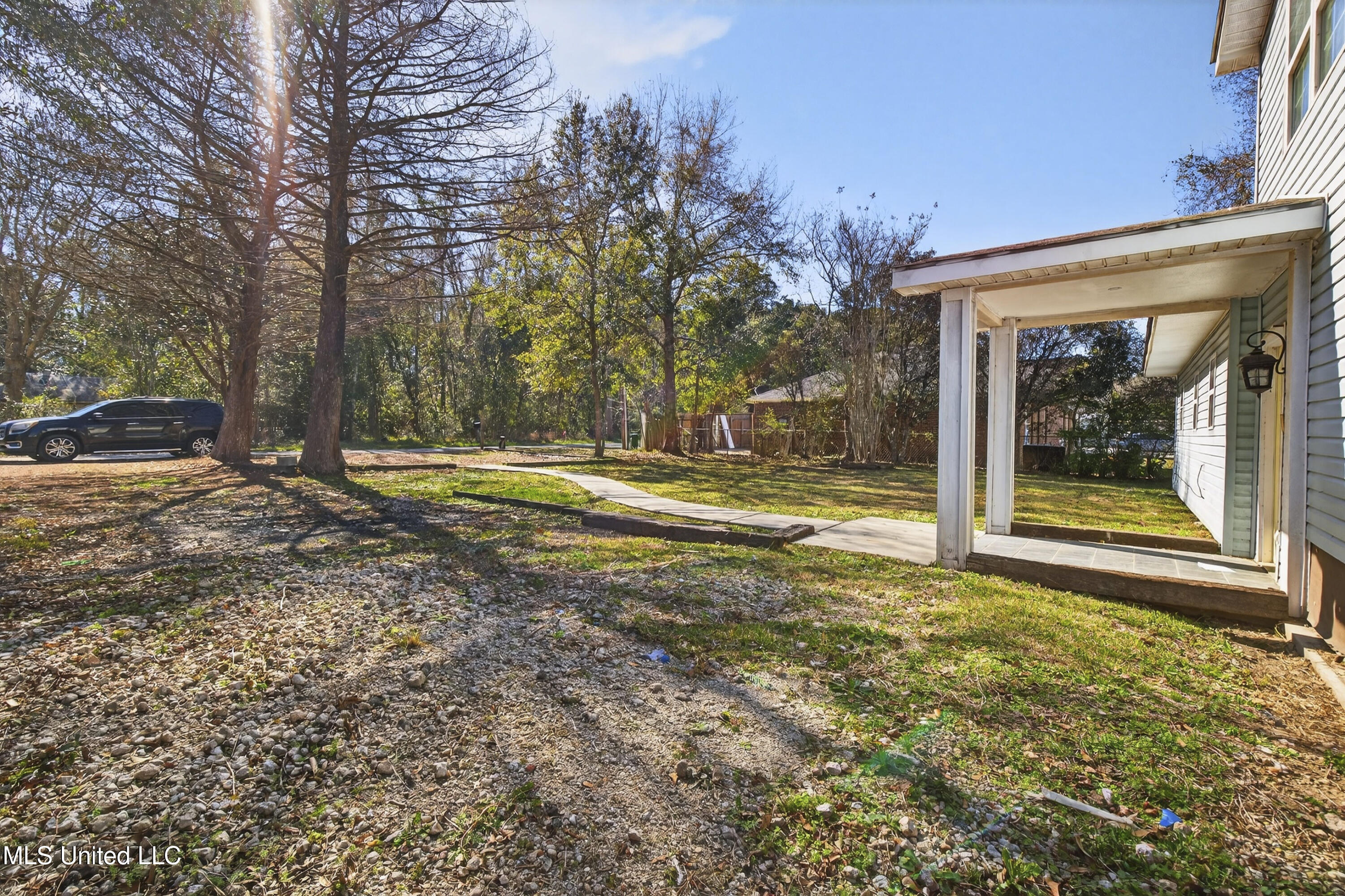 4476 Pierce Road Property Photo 5