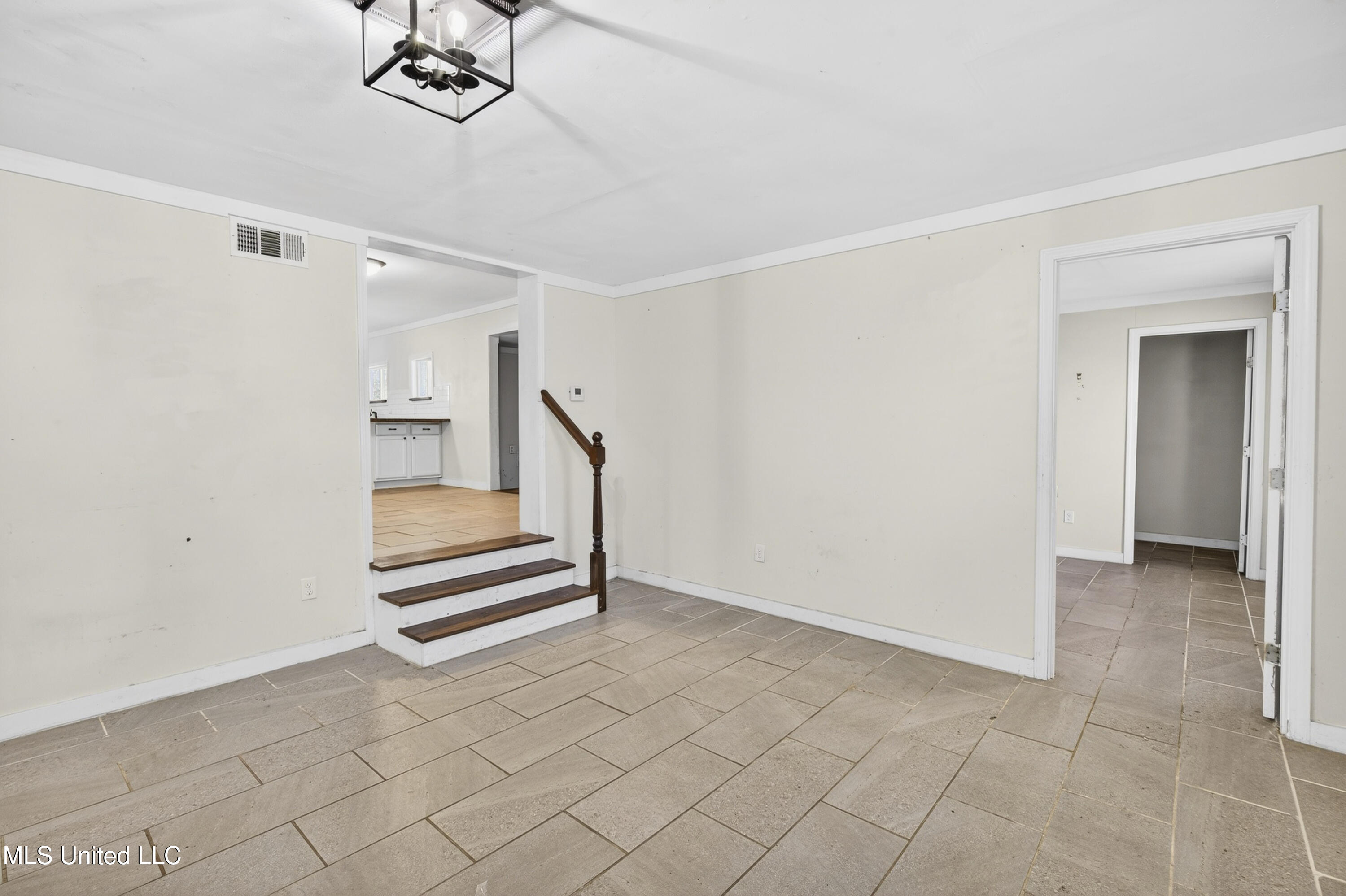 4476 Pierce Road Property Photo 7