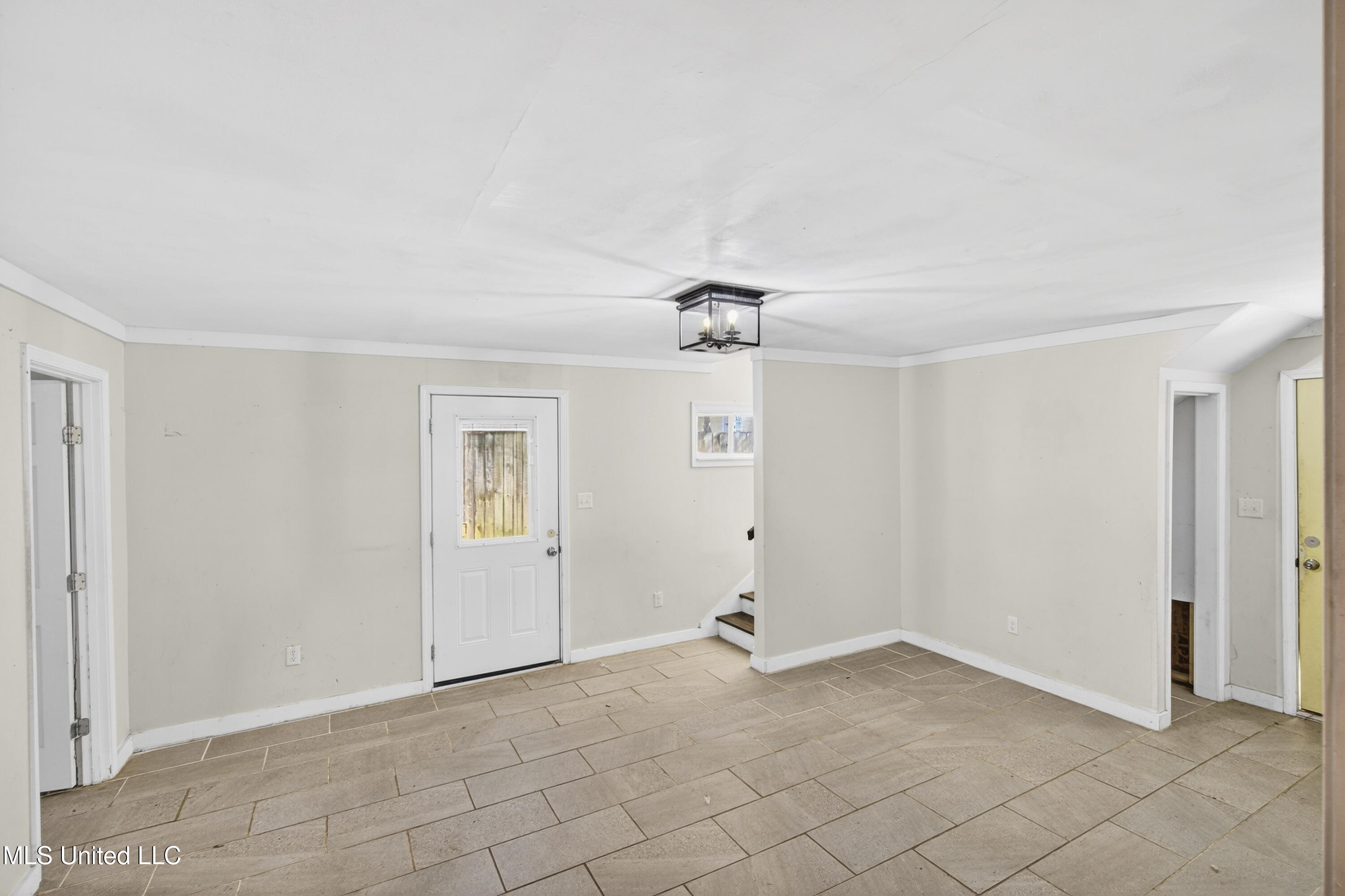 4476 Pierce Road Property Photo 9