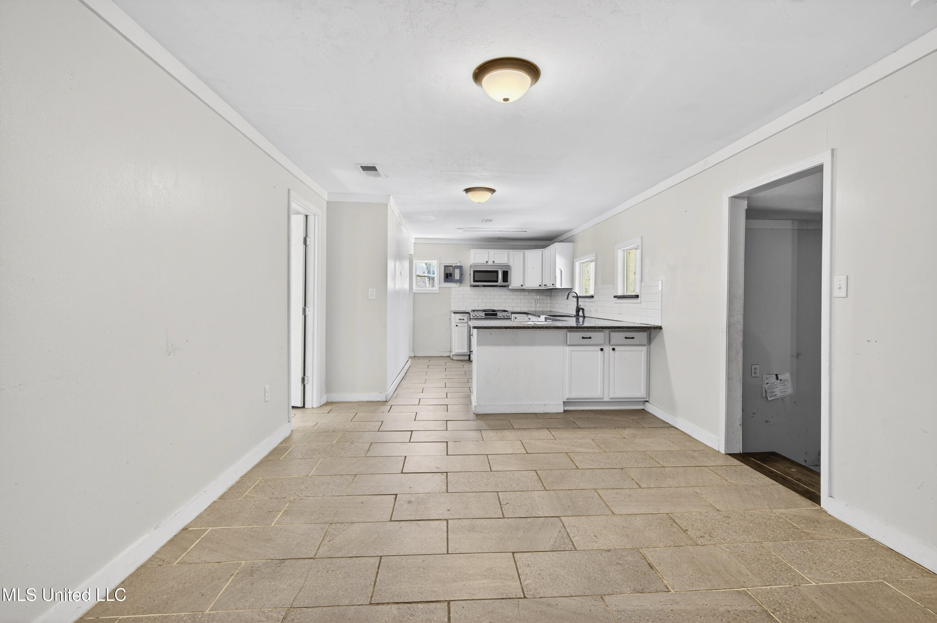 4476 Pierce Road Property Photo 10