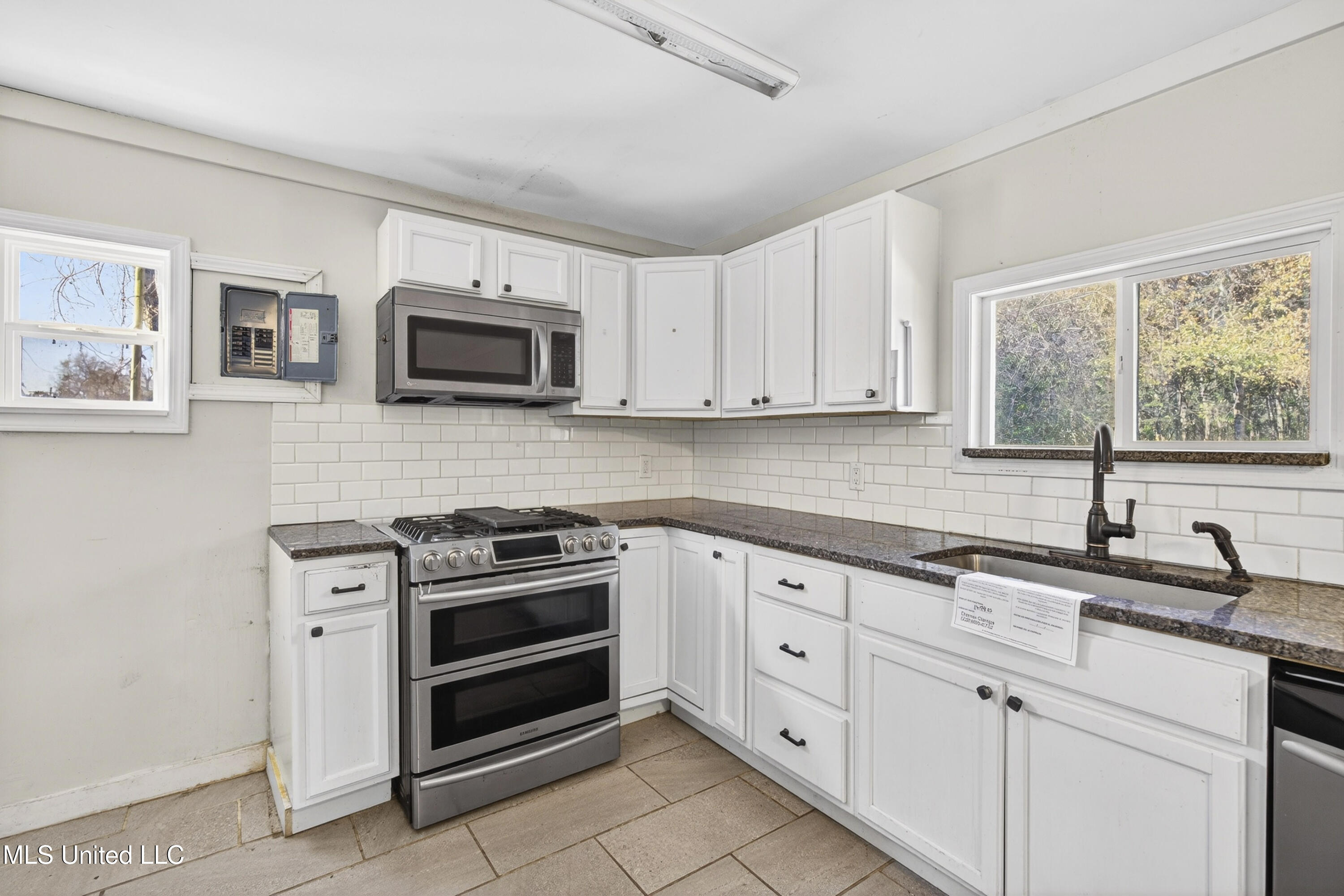 4476 Pierce Road Property Photo 12