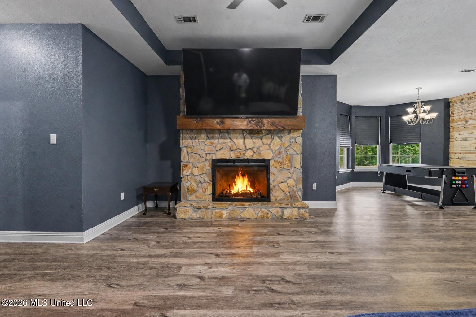 140 Cades Ridge Ridge Property Photo 2