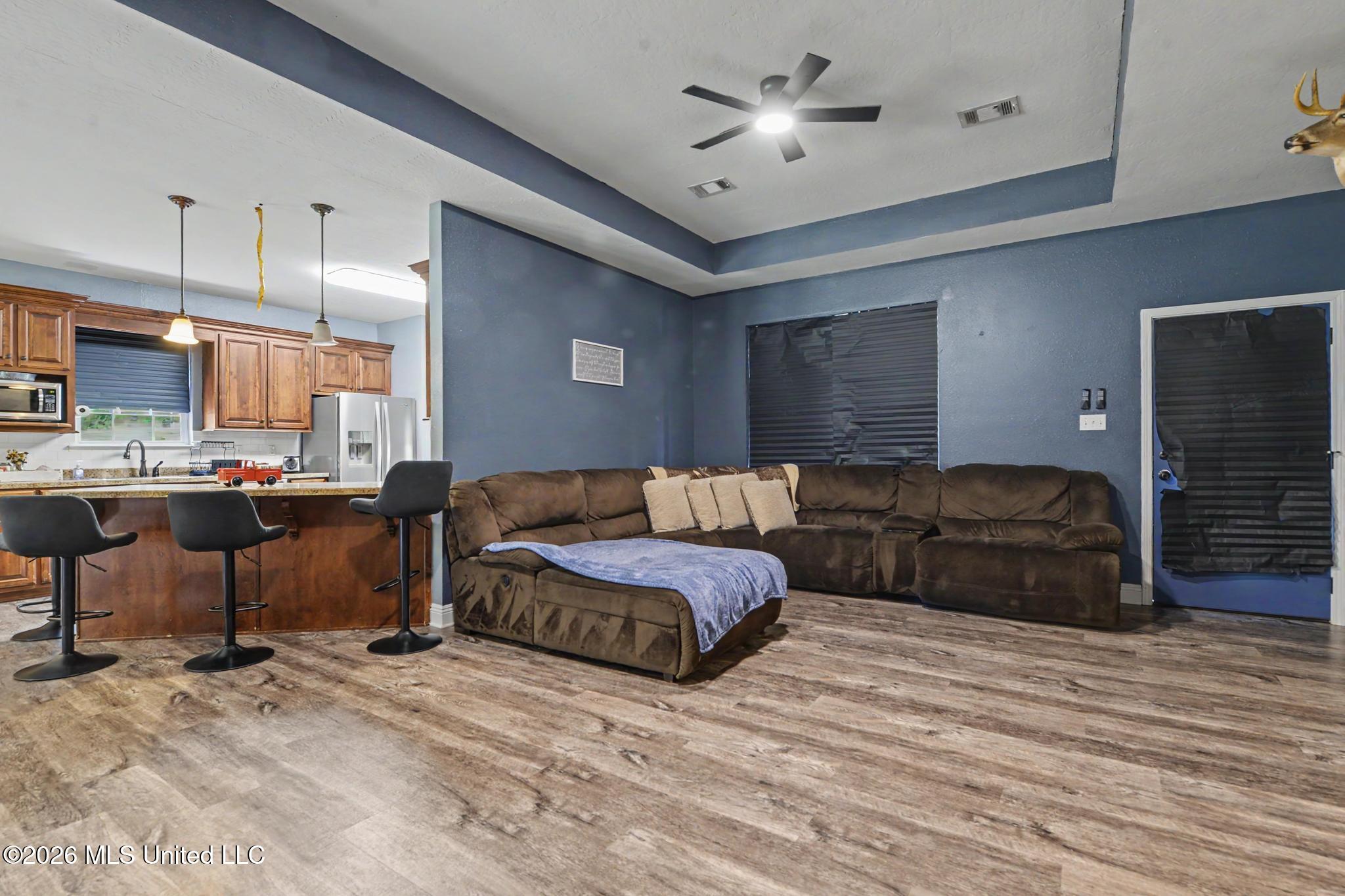 140 Cades Ridge Ridge Property Photo 3