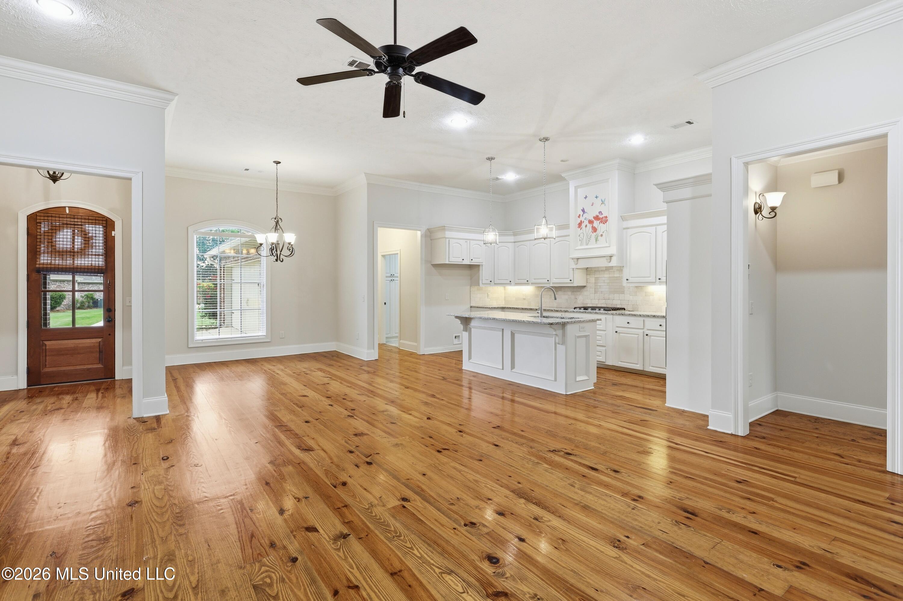 119 Camden Crossing Property Photo 11