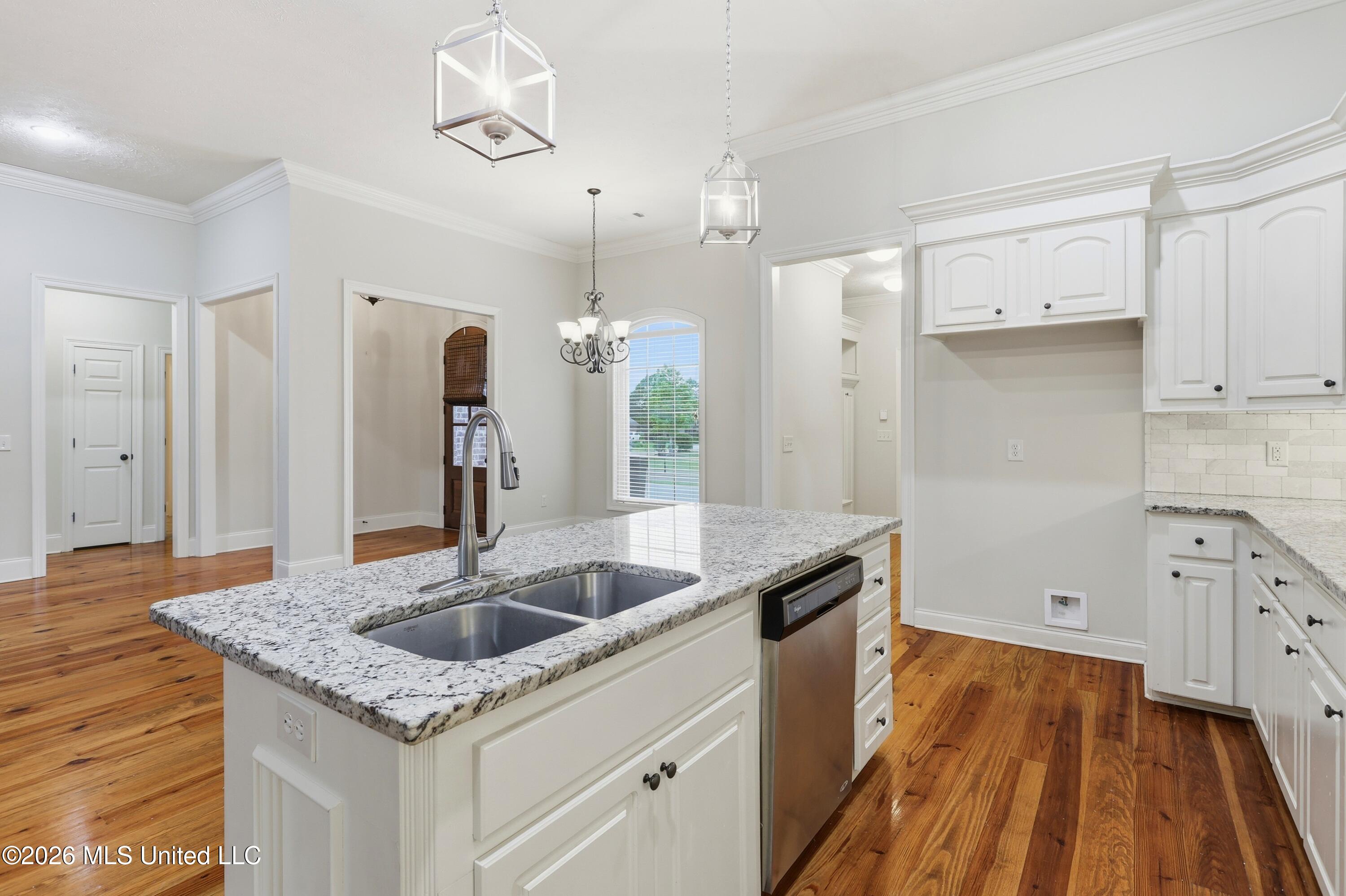 119 Camden Crossing Property Photo 15