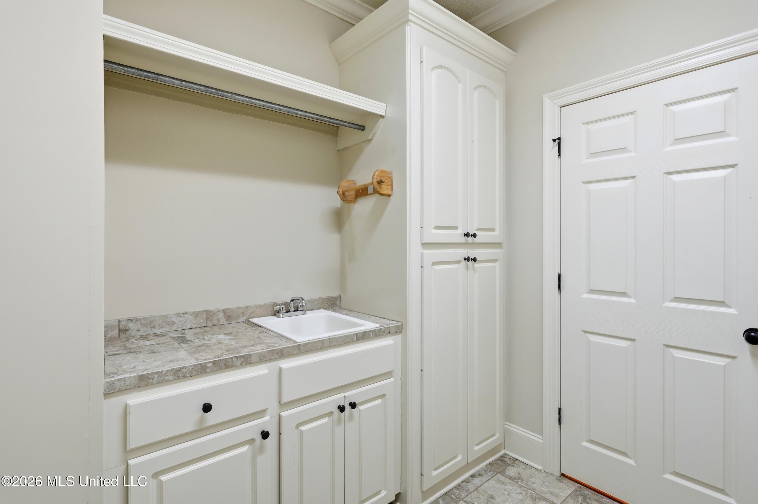 119 Camden Crossing Property Photo 25