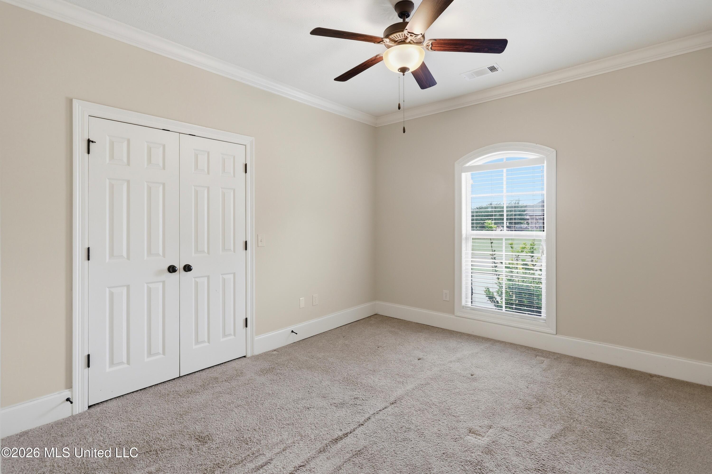 119 Camden Crossing Property Photo 28